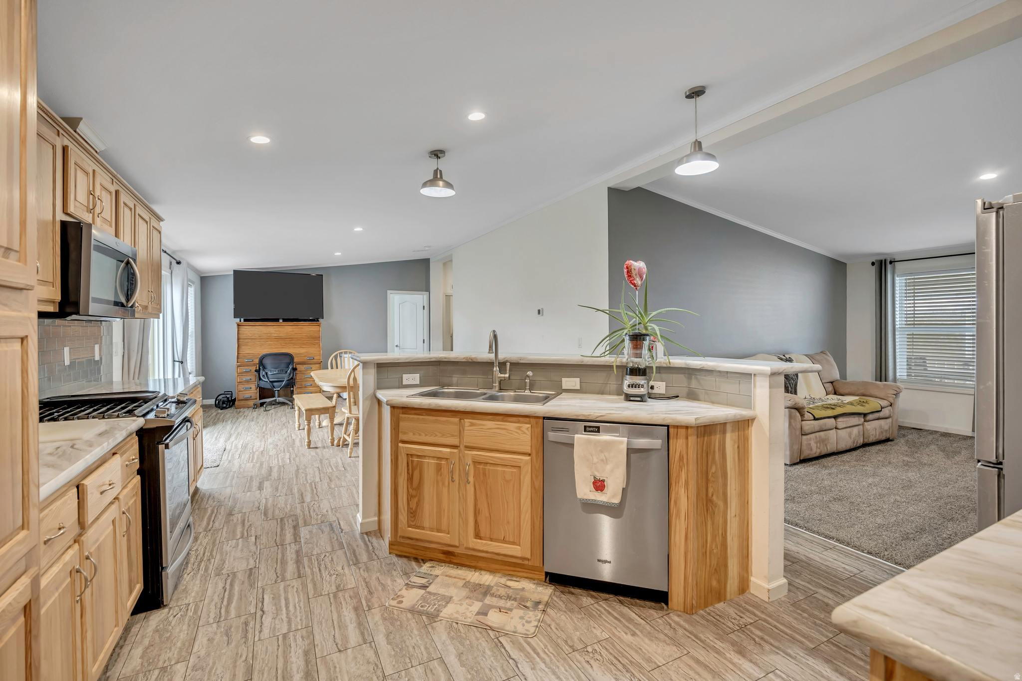 3529  MIRA LOMA ST, West Valley City, UT 84119 — photo 1