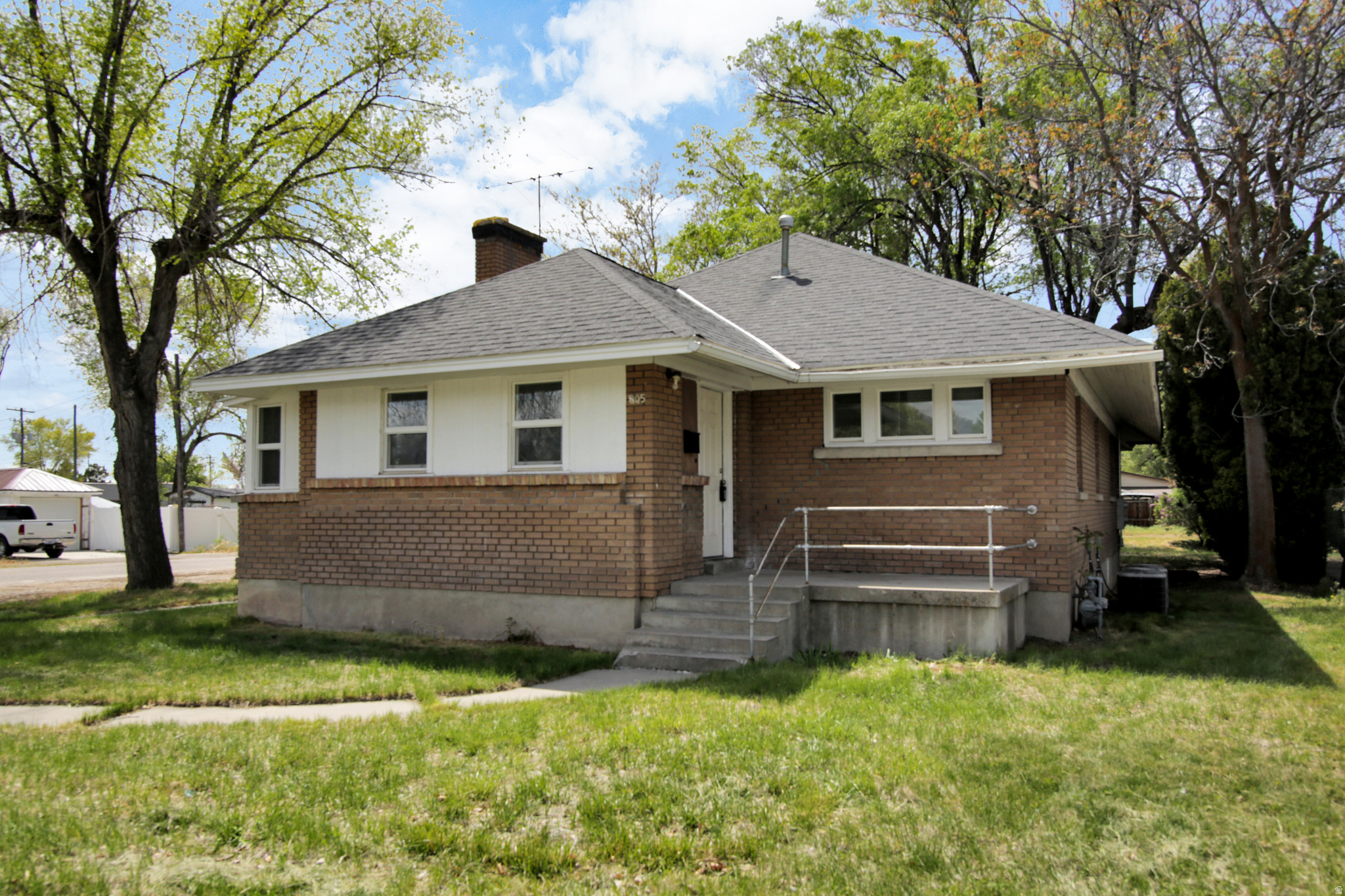 205 N 100 W, Tremonton, UT 84337 — photo 1