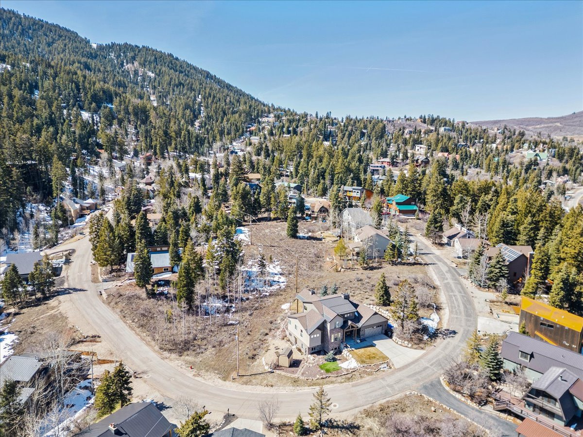 390 WOODLAND DR, Summit Park, UT 84098 — photo 1