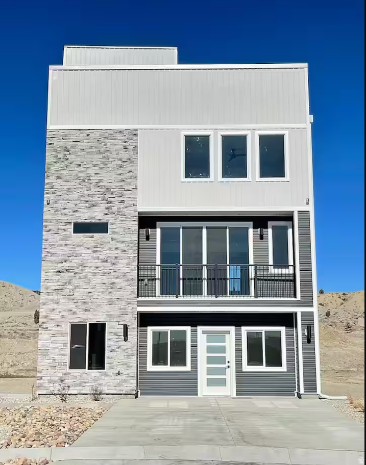 1875 E 880 N, Price, UT 84501 — photo 1