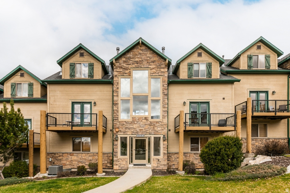 3521 N FOX RUN DR #806, Eden, UT 84310 — photo 1