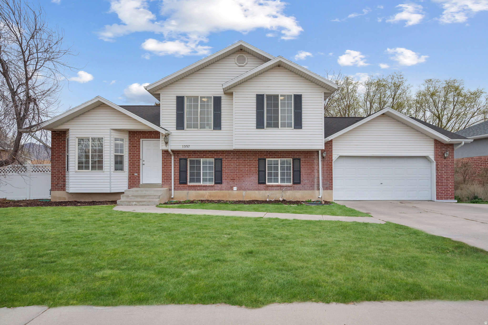1357 S 2950 E, Spanish Fork, UT 84660 — photo 1