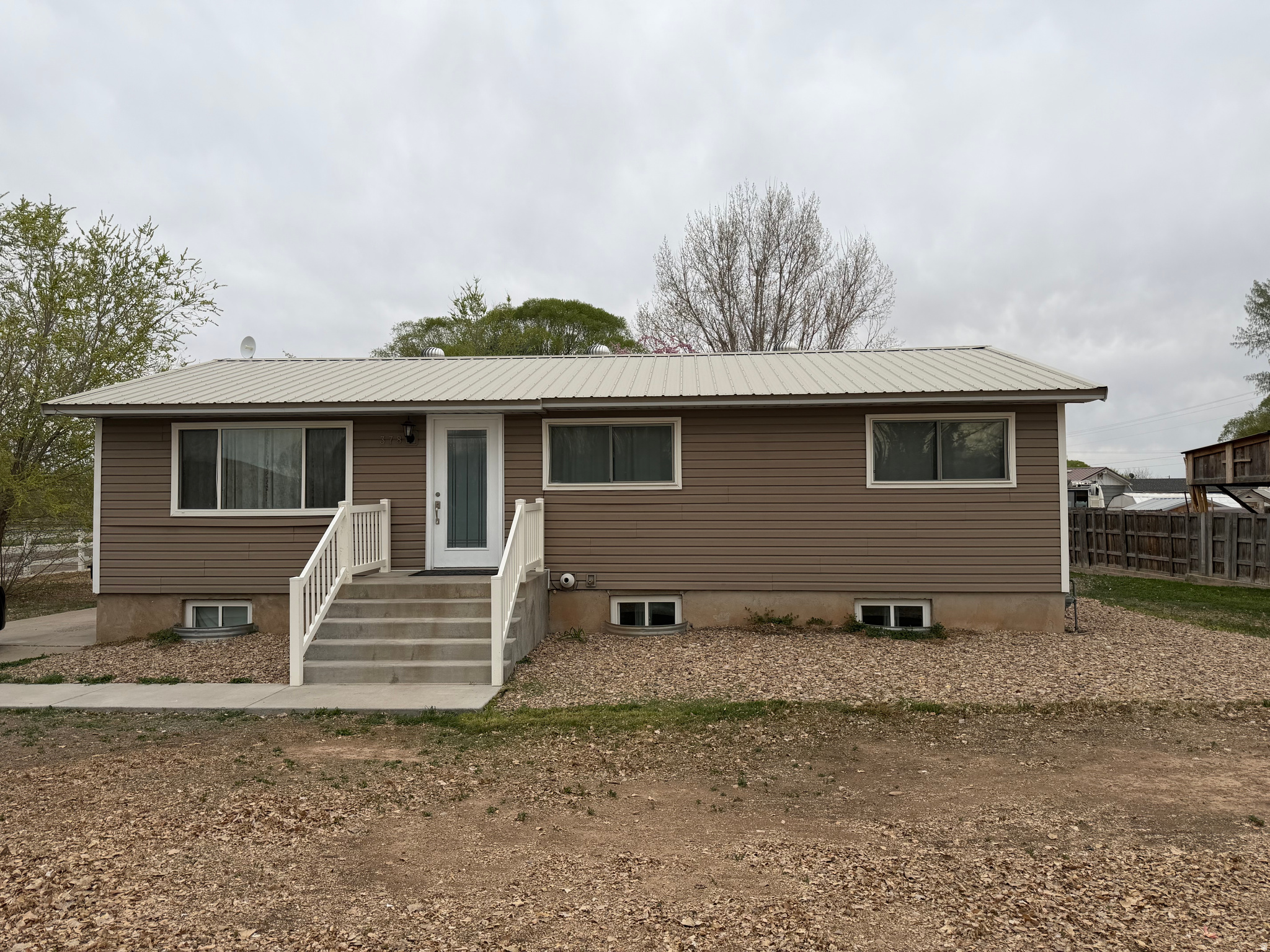 378 N 800 E, Roosevelt, UT 84066 — photo 1