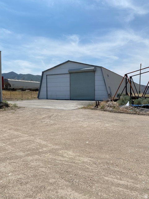 199 S GLENN CT, Tooele, UT 84074 — photo 1