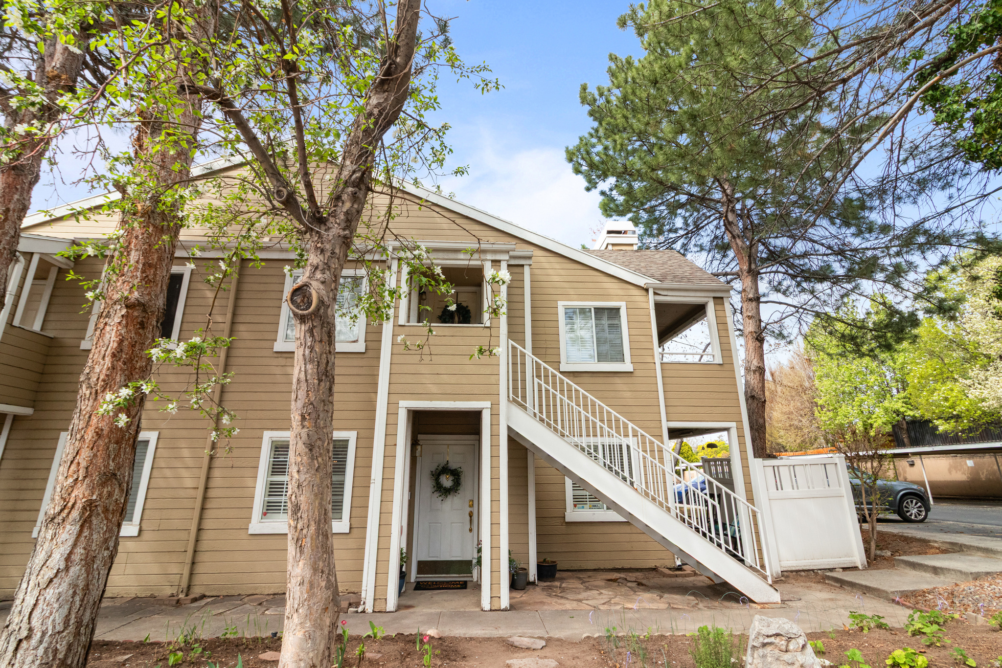 1498 E FOXBORO DR #1, Salt Lake City, UT 84106 — photo 1