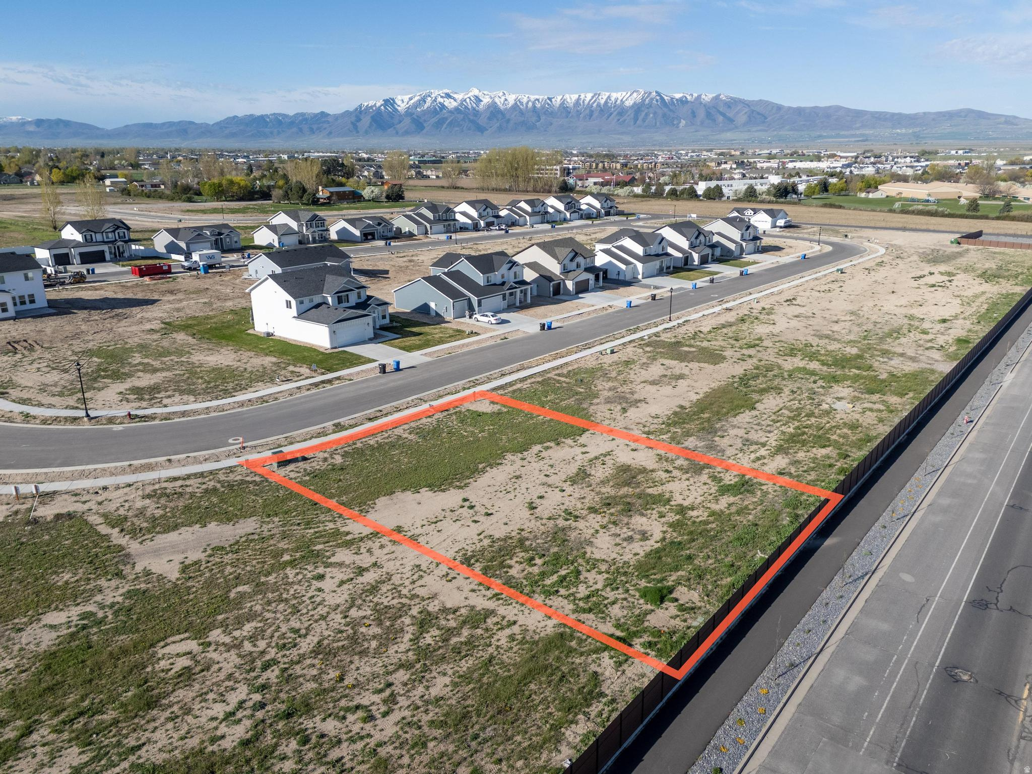 729 E 2475 N, North Logan, UT 84341 — photo 1