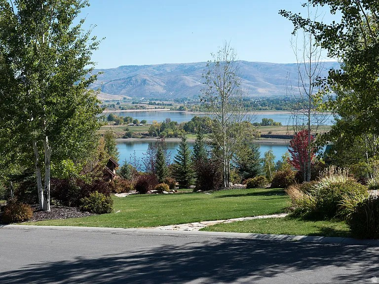 5104 E WHISPERING PINES LN, Eden, UT 84310 — photo 1