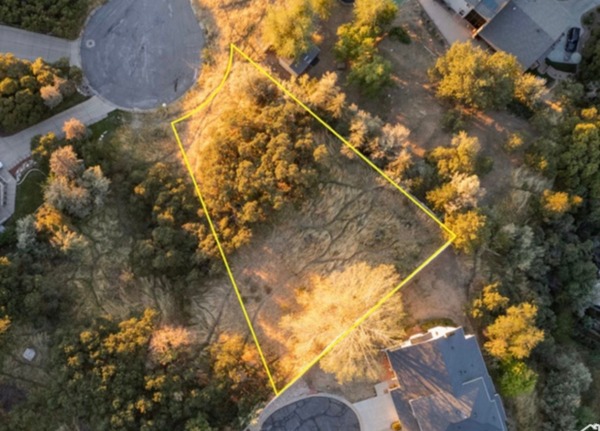 3721 S OAKRIDGE CT, Bountiful, UT 84010 — photo 1