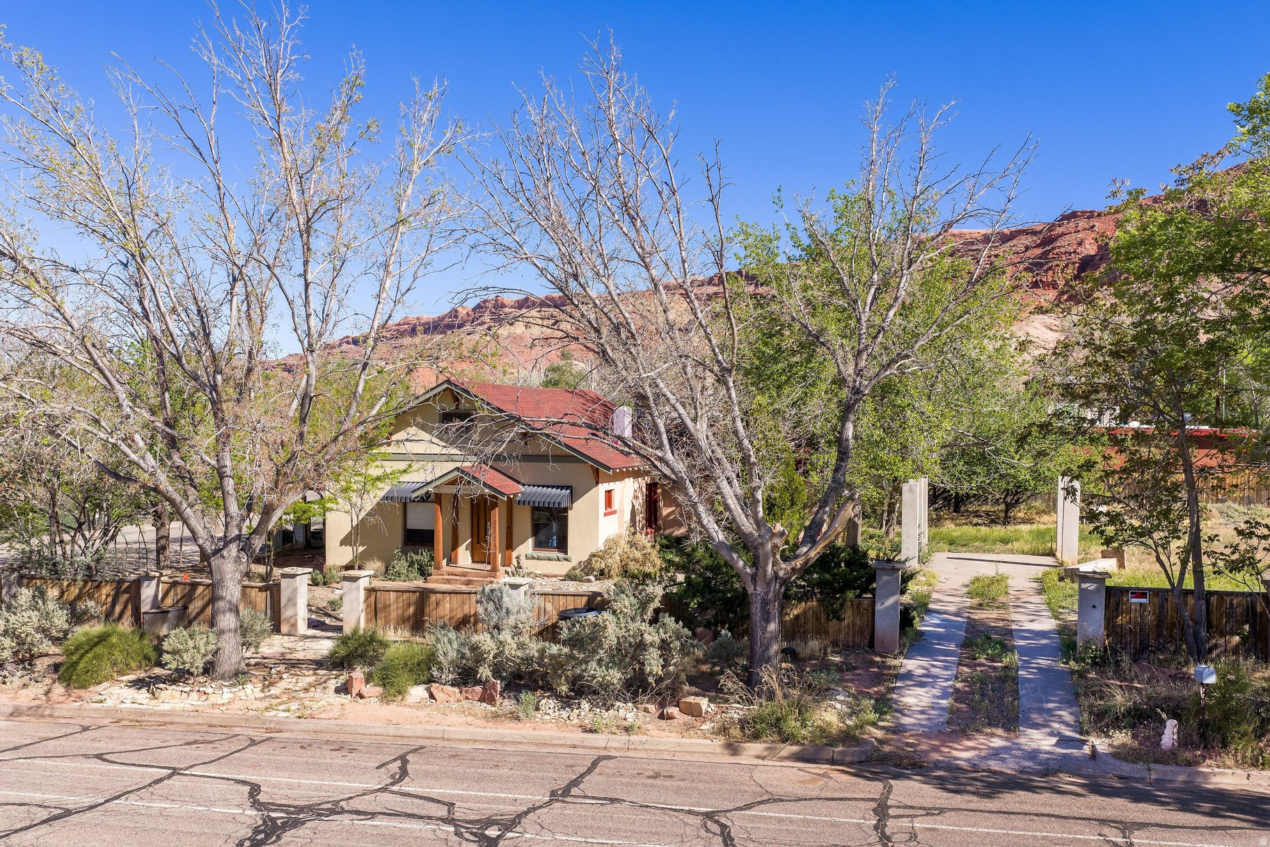125 E 200 N, Moab, UT 84532 — photo 1