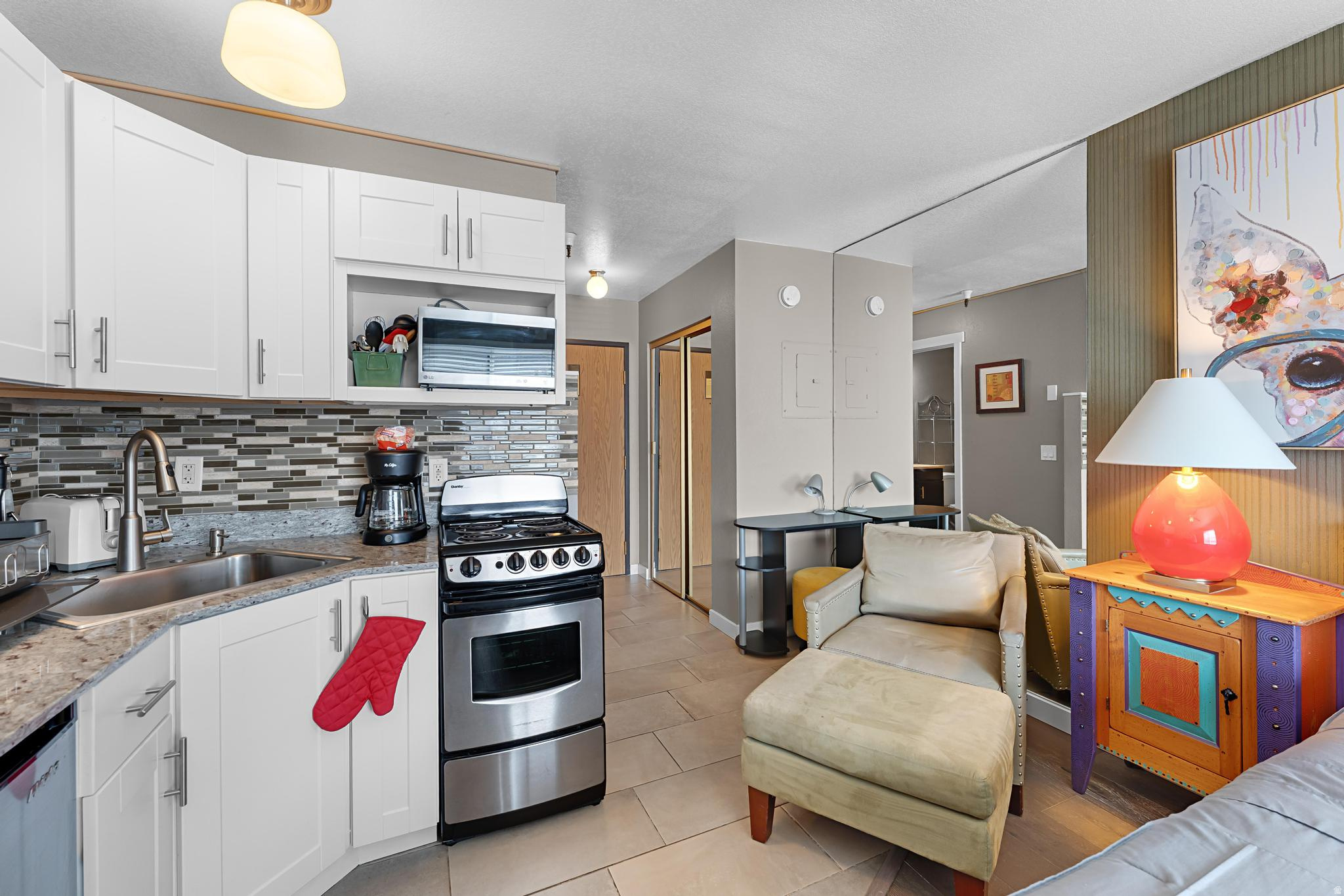 1940  PROSPECTOR AVE #302, Park City, UT 84060 — photo 1