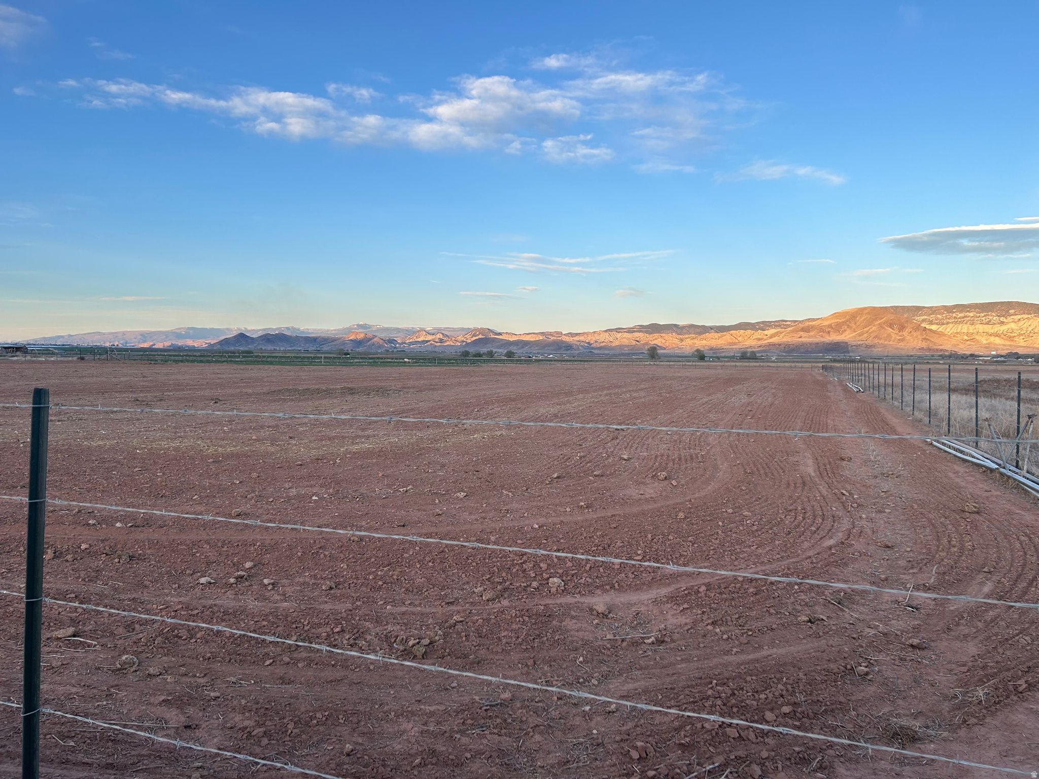 2890 N 2330 E, Richfield, UT 84701 — photo 1