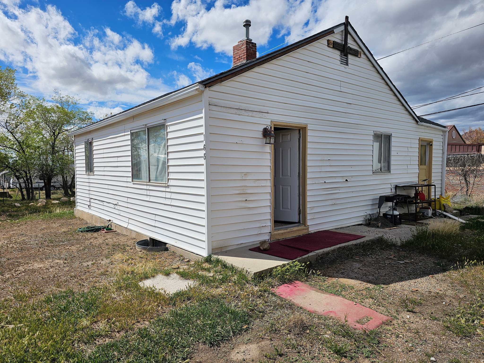 163  CARSON AVE, East Carbon, UT 84520 — photo 1