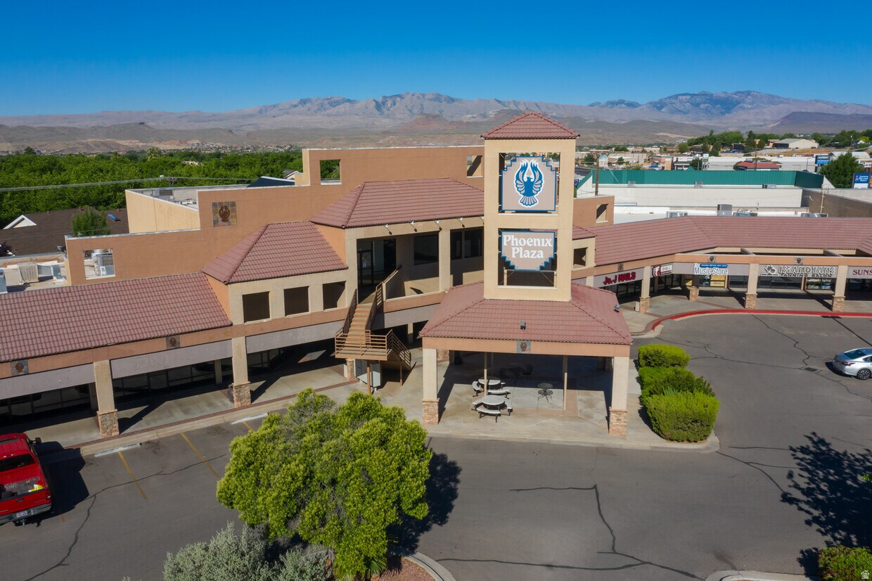 929 W SUNSET BLVD #4, St. George, UT 84770 — photo 1