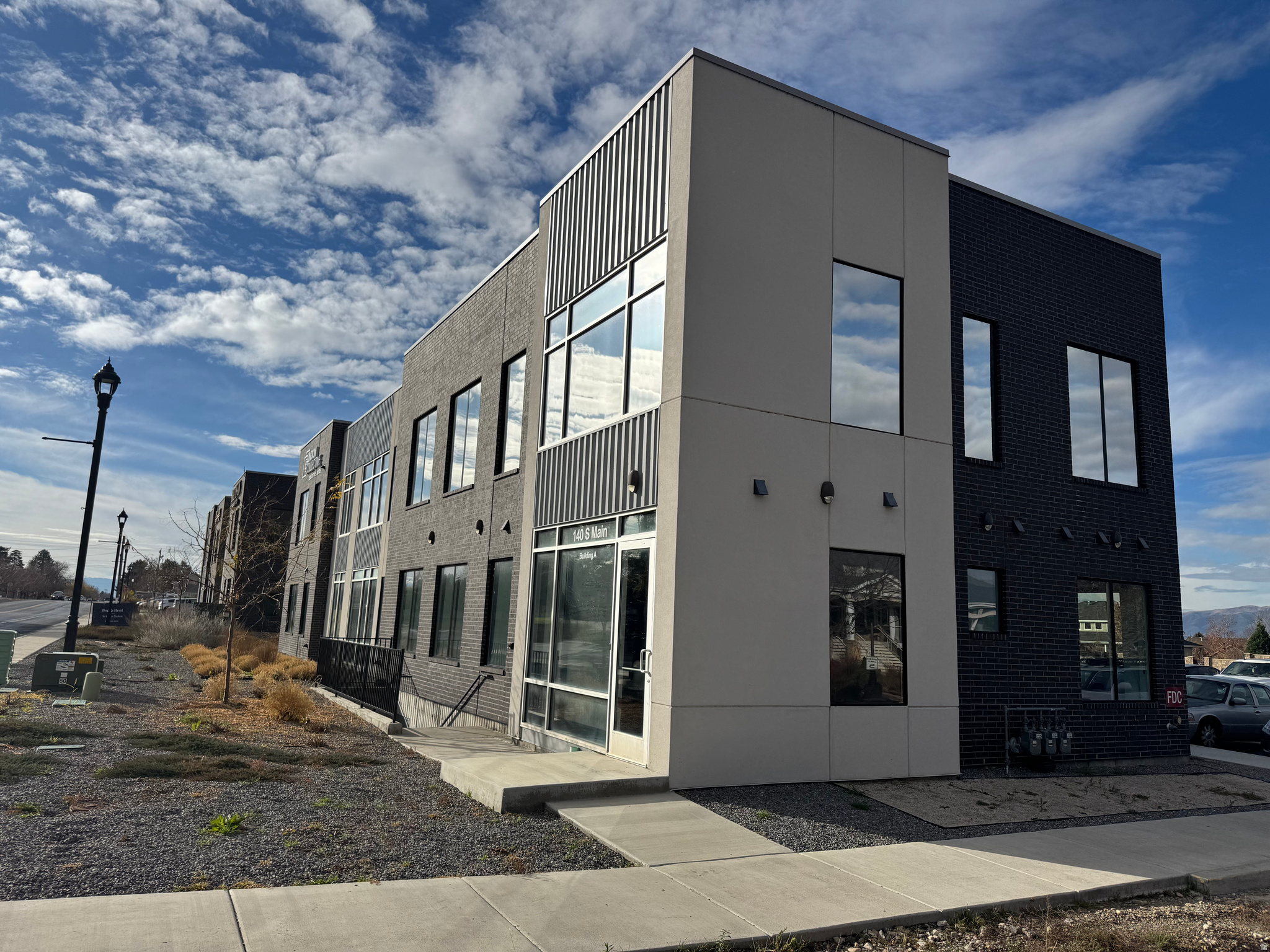 140 S MAIN ST #B2