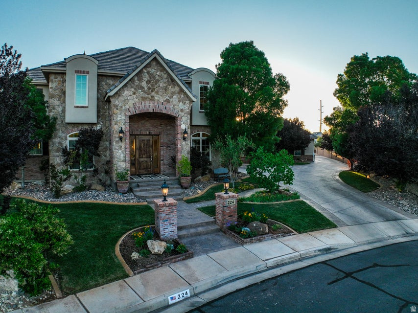224 E 1175 S, Ivins, UT 84738 — photo 1