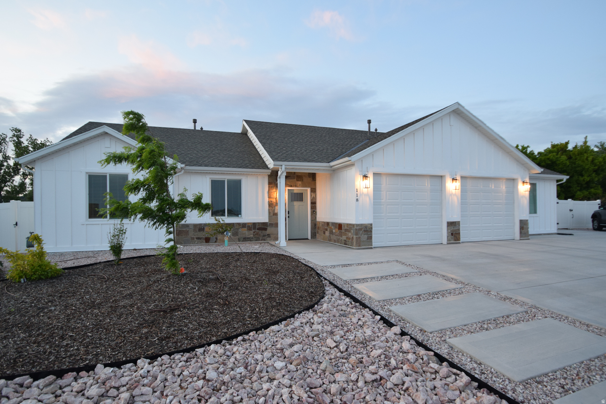 118 W 1100 N, Harrisville, UT 84404 — photo 1