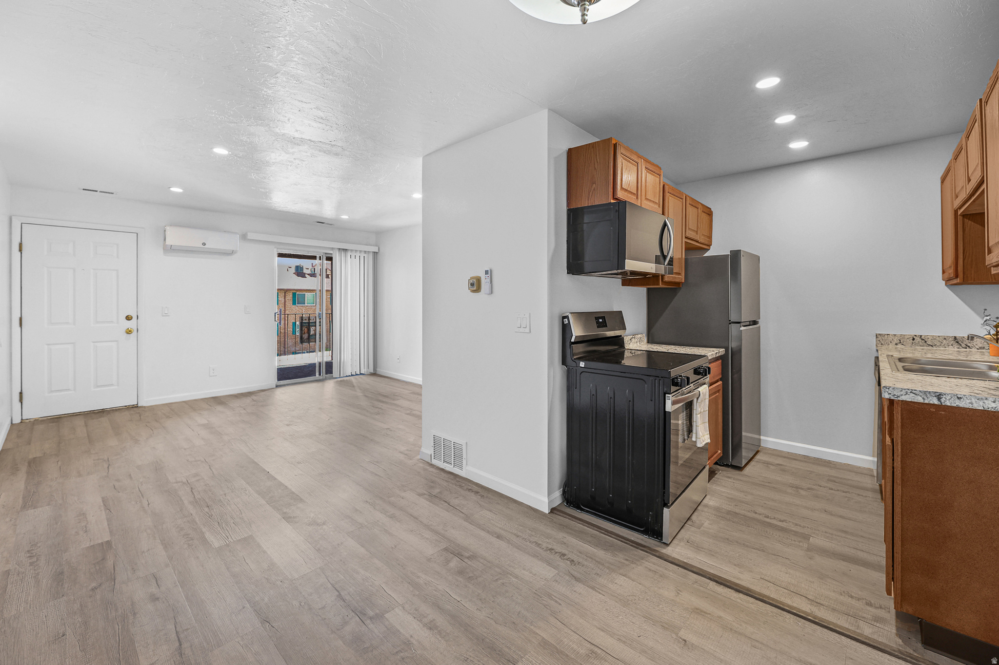 4150 S OAK MEADOWS DR #30, Taylorsville, UT 84123 — photo 1