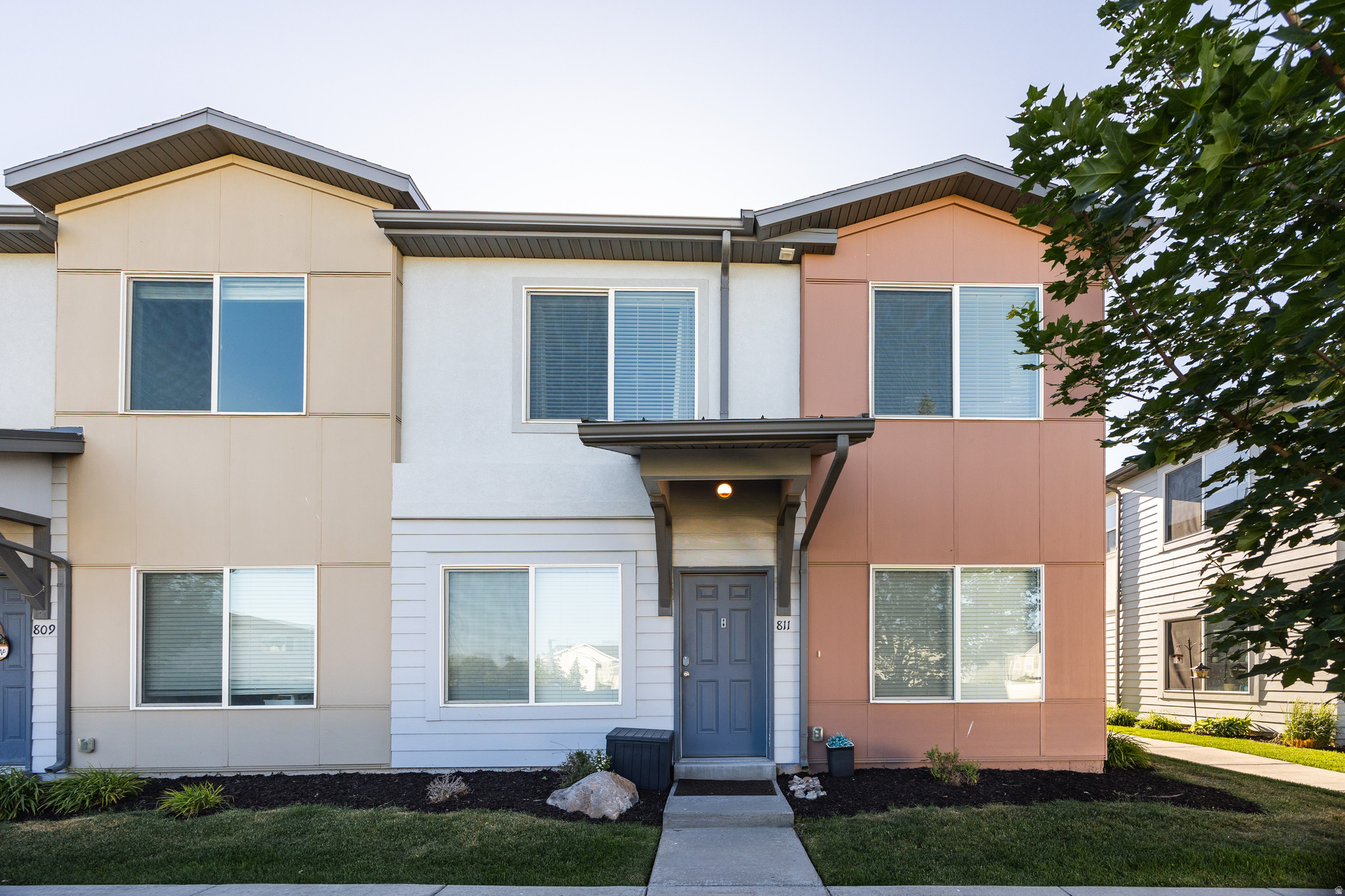811 S COWANS CT #16, Clearfield, UT 84015 — photo 1