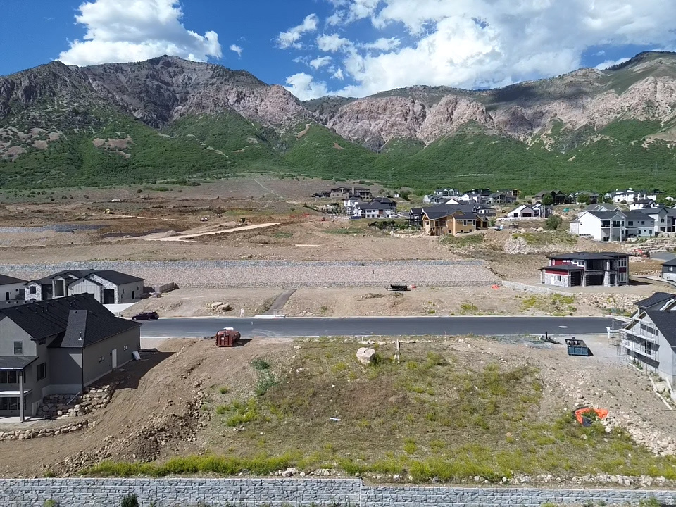 747 E MOUNTAIN RD, North Ogden, UT 84414 — photo 1