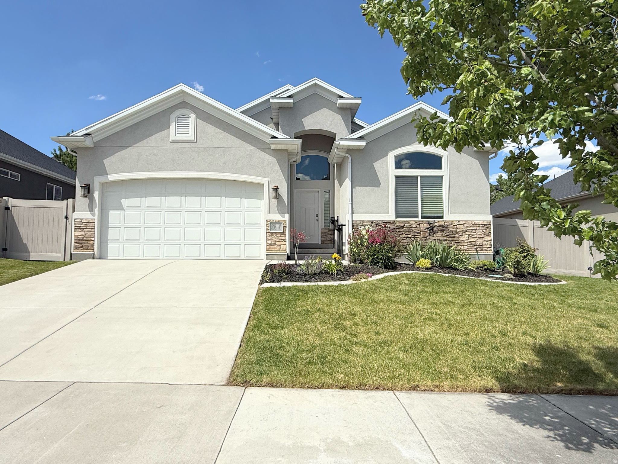 808 W VALLEY VIEW WAY, Lehi, UT 84048 — photo 1