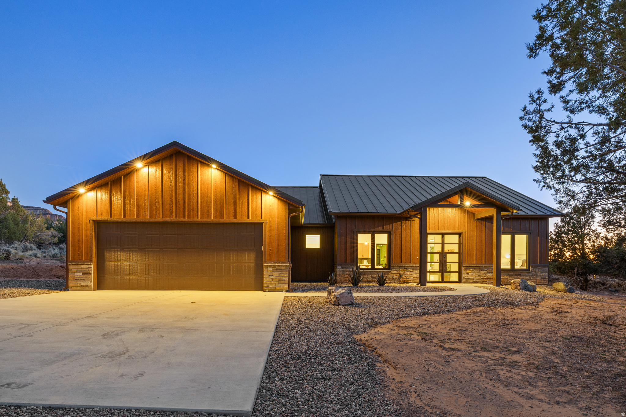 369 W PINYON PINE DR, Orderville, UT 84758 — photo 1