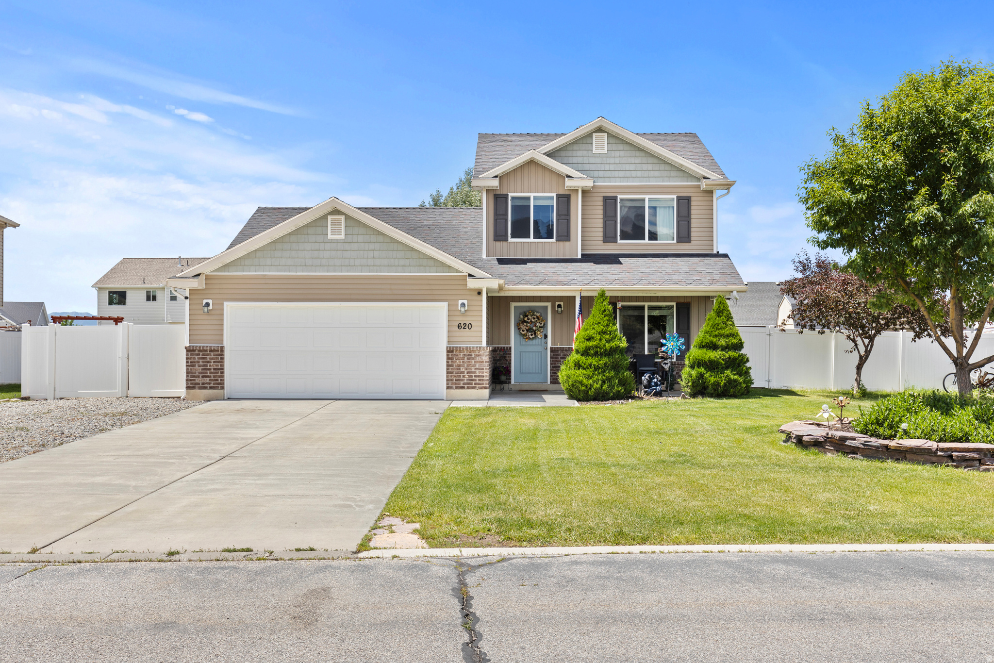 620 S LAKESIDE DR, Franklin, ID 83237 — photo 1