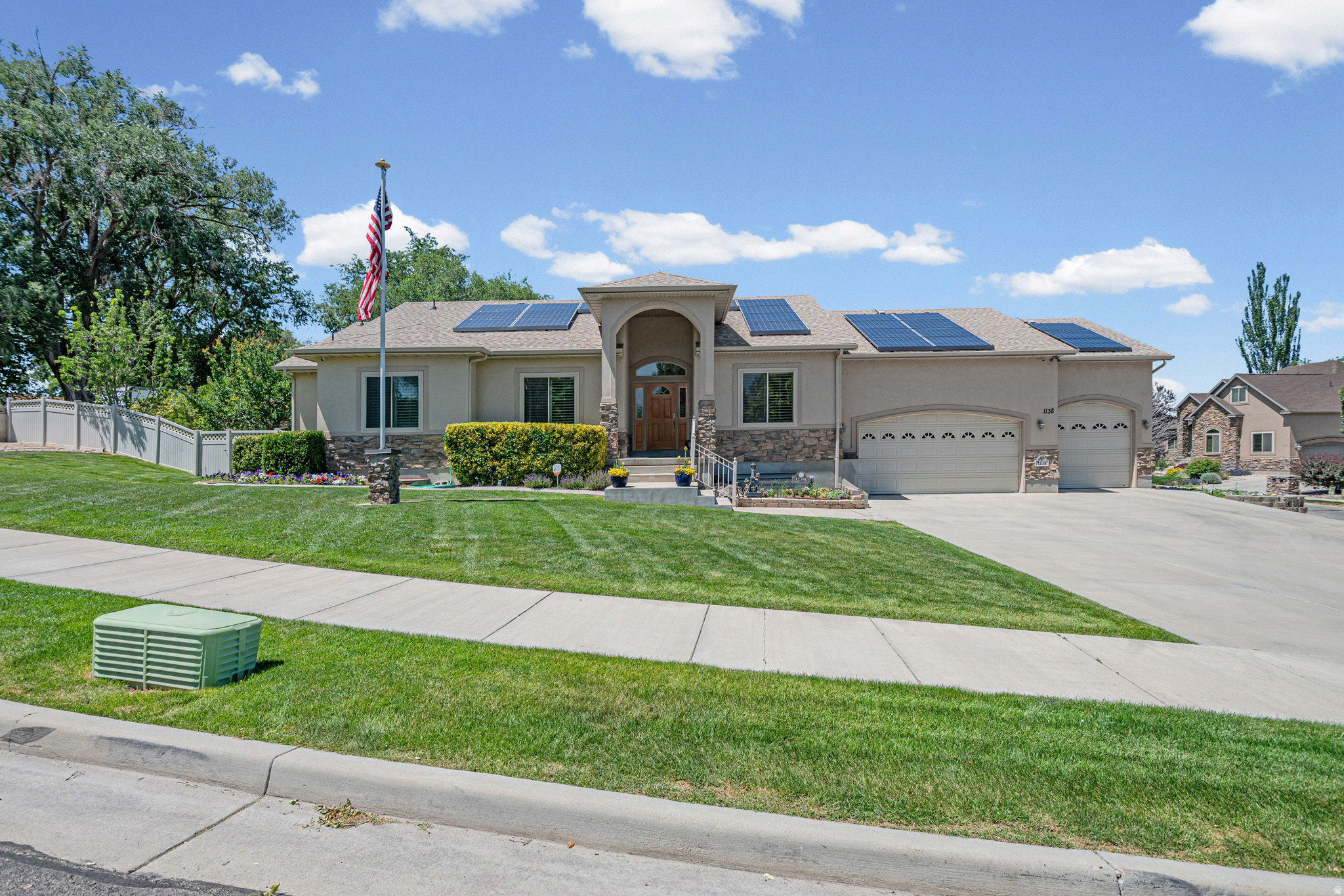 12384 S OVERLOOK RIDGE CT, Riverton, UT 84065 — photo 1
