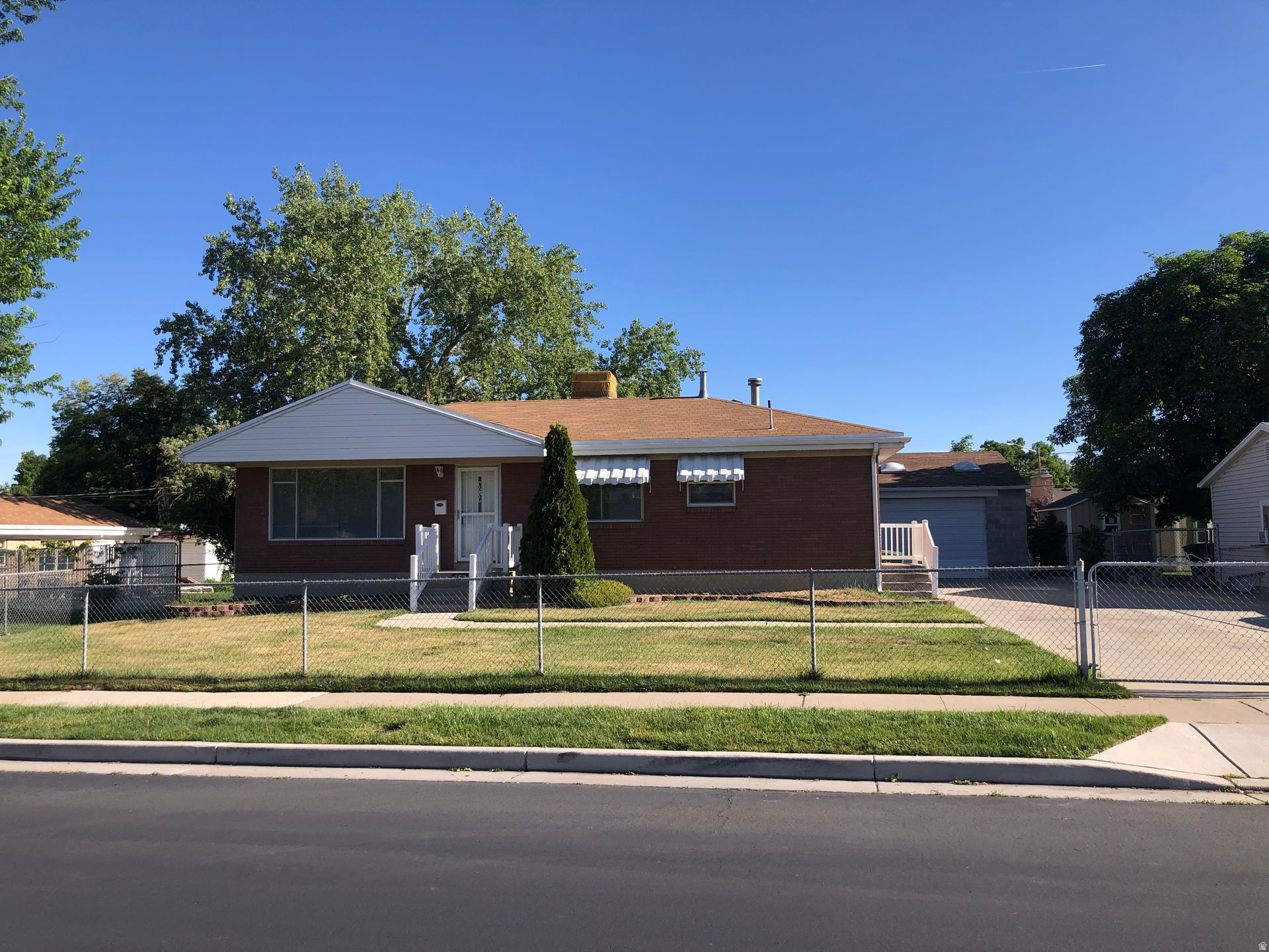 463 E 6360 S, Murray, UT 84107 — photo 1