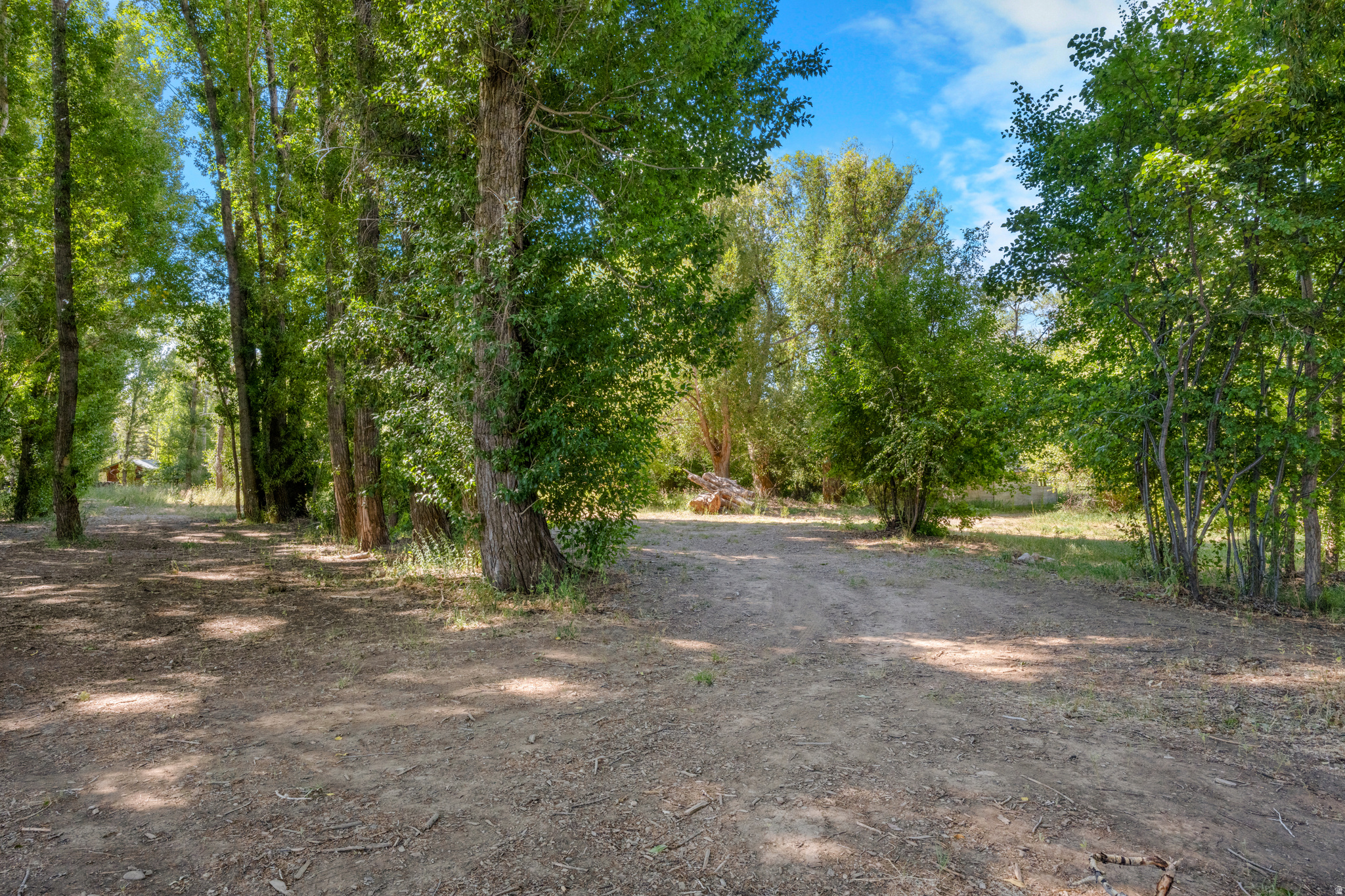 2302 N BIG BEAR LN, Garden City, UT 84028 — photo 1