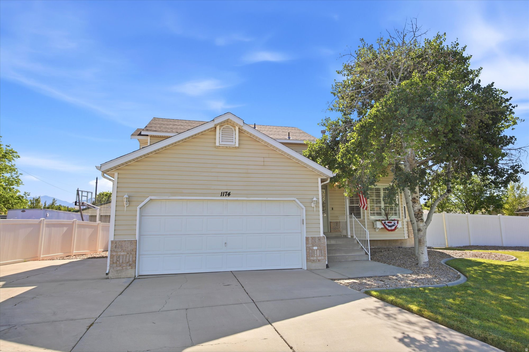 1174 W MATTHEWS WAY, Riverton, UT 84065 — photo 1