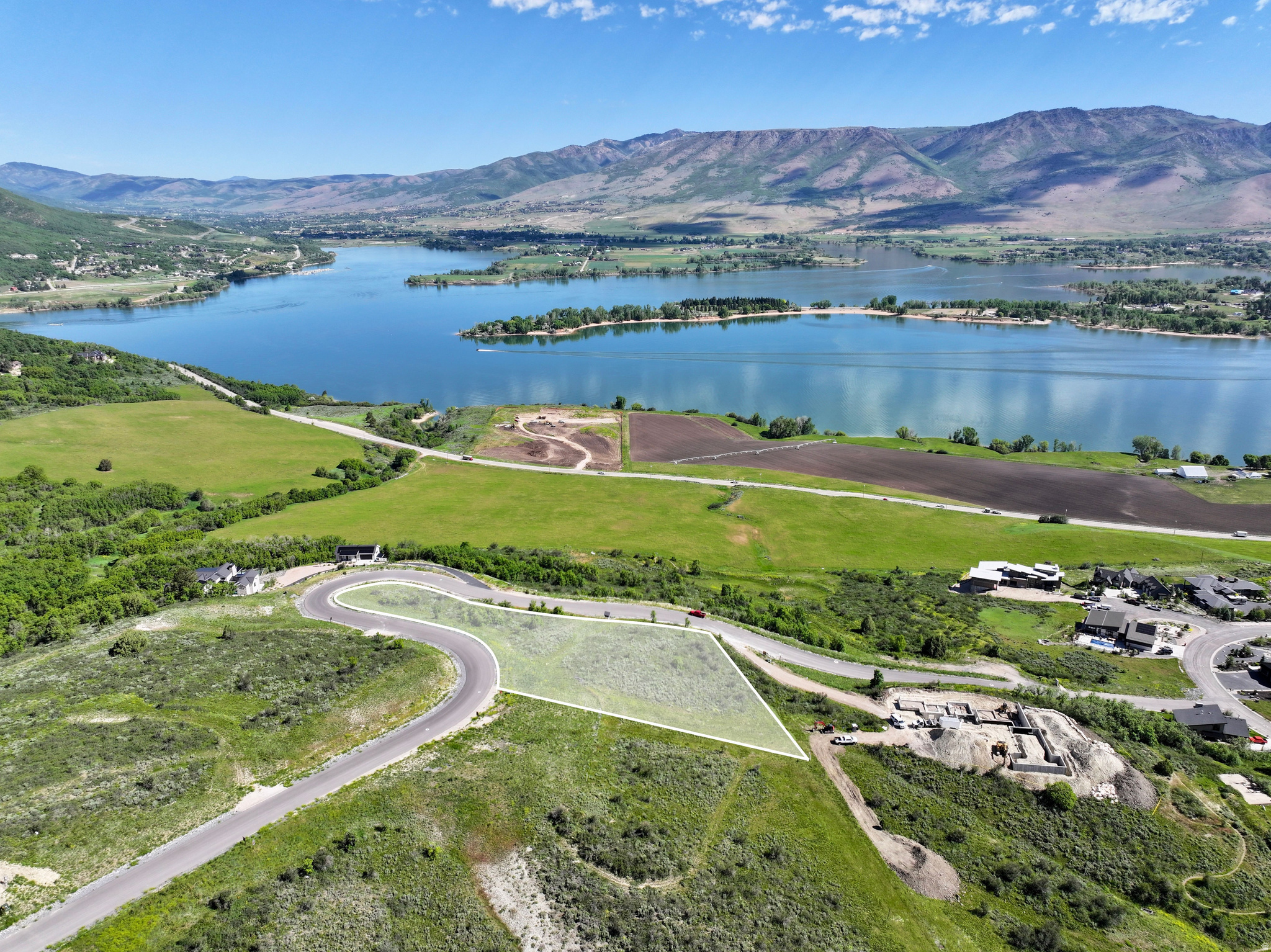 5961 E NIGHTHAWK LN, Huntsville, UT 84317 — photo 1