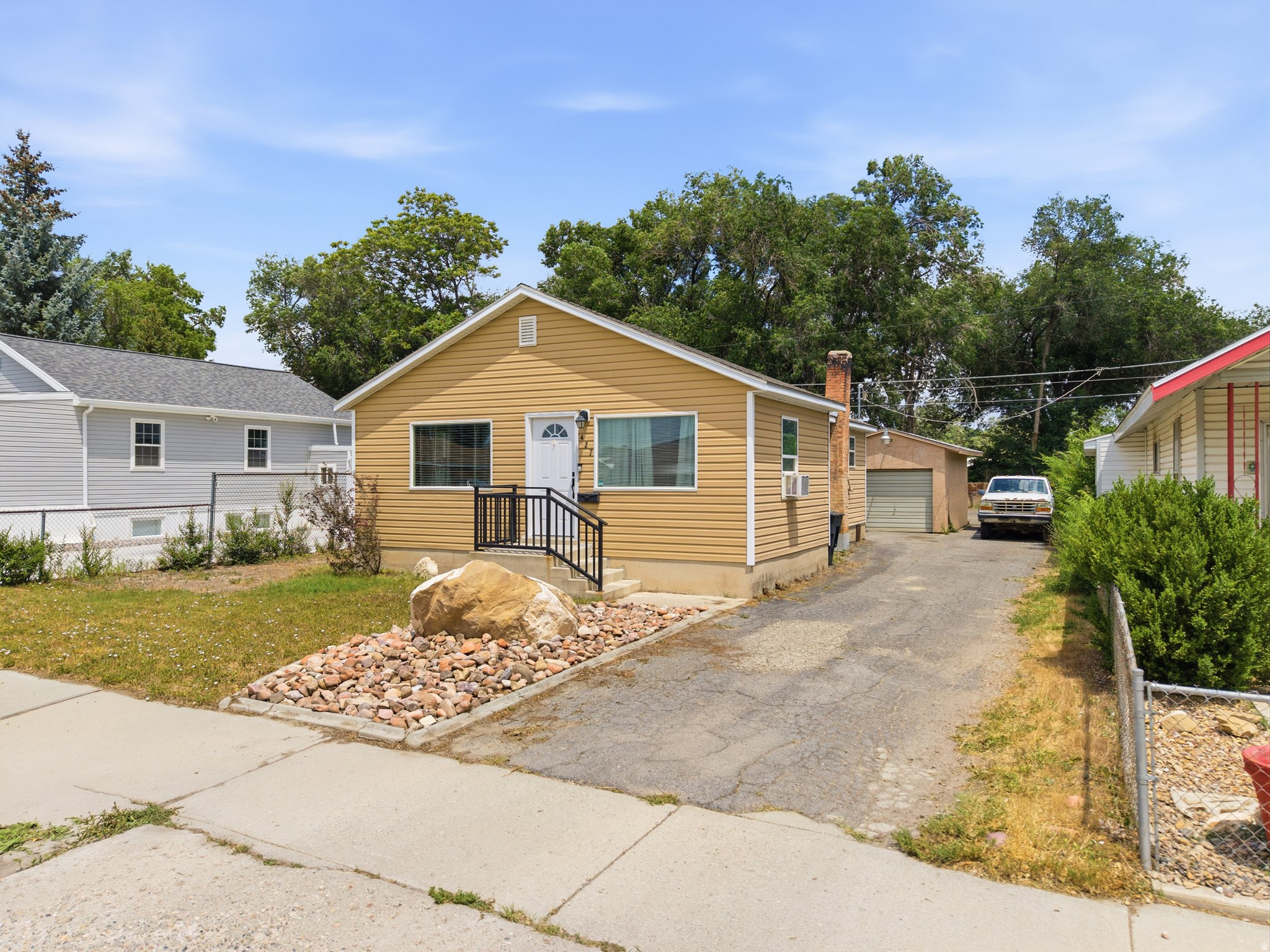 427 S 100 W, Price, UT 84501 — photo 1