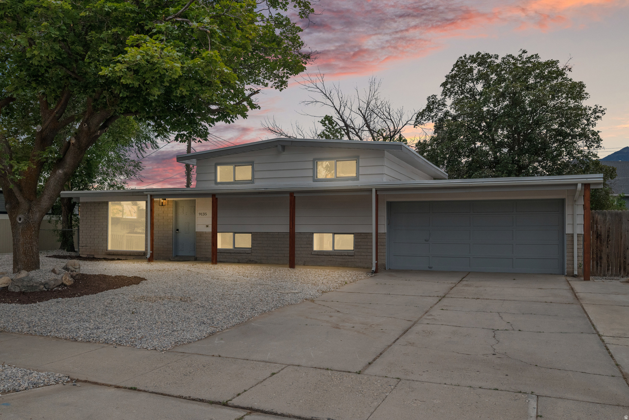 9135 S 510 E, Sandy, UT 84070 — photo 1