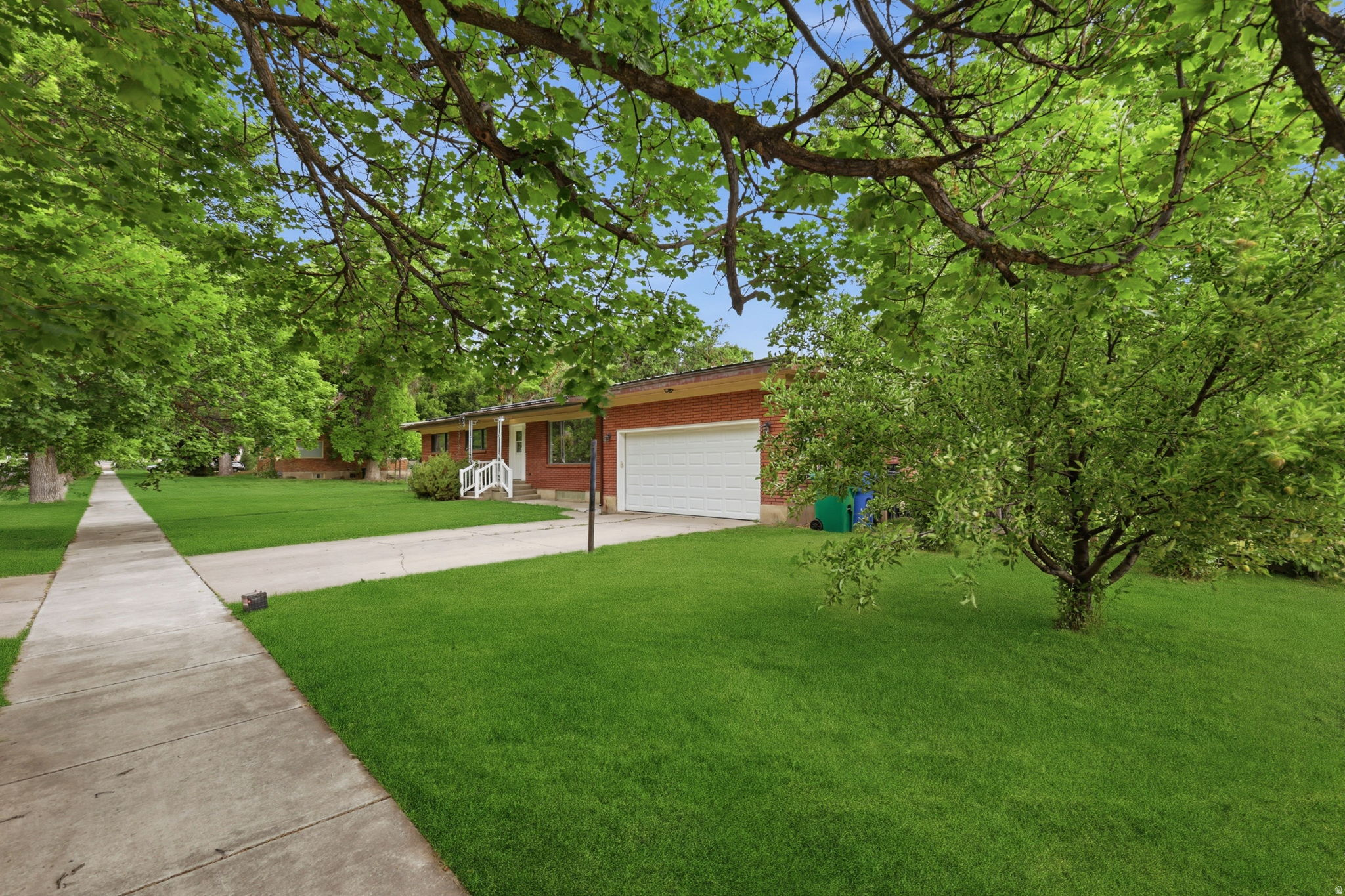195 E MAIN ST, Wellsville, UT 84339 — photo 1