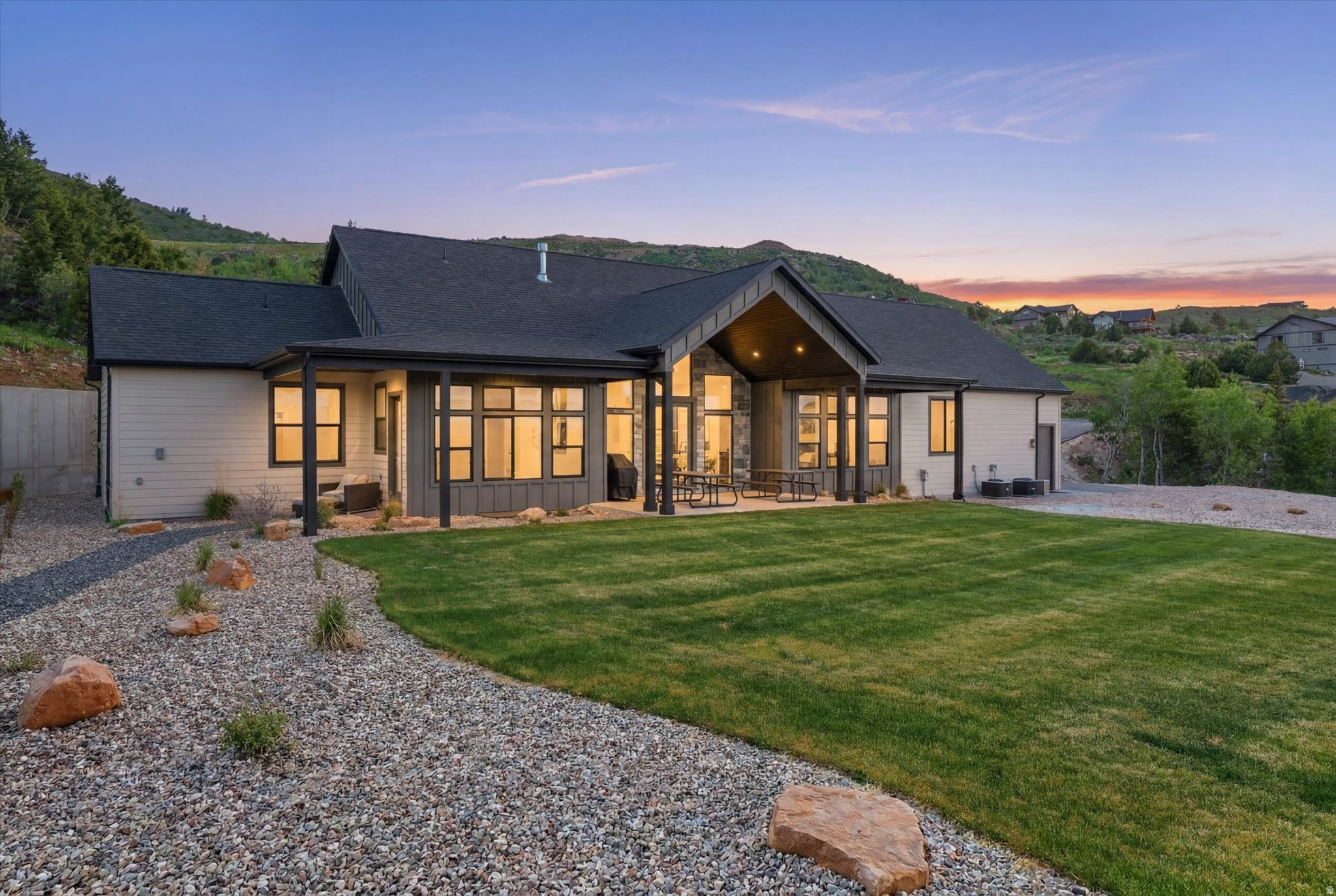 984 S CROSSED ARROWS CIR, Garden City, UT 84028 — photo 1
