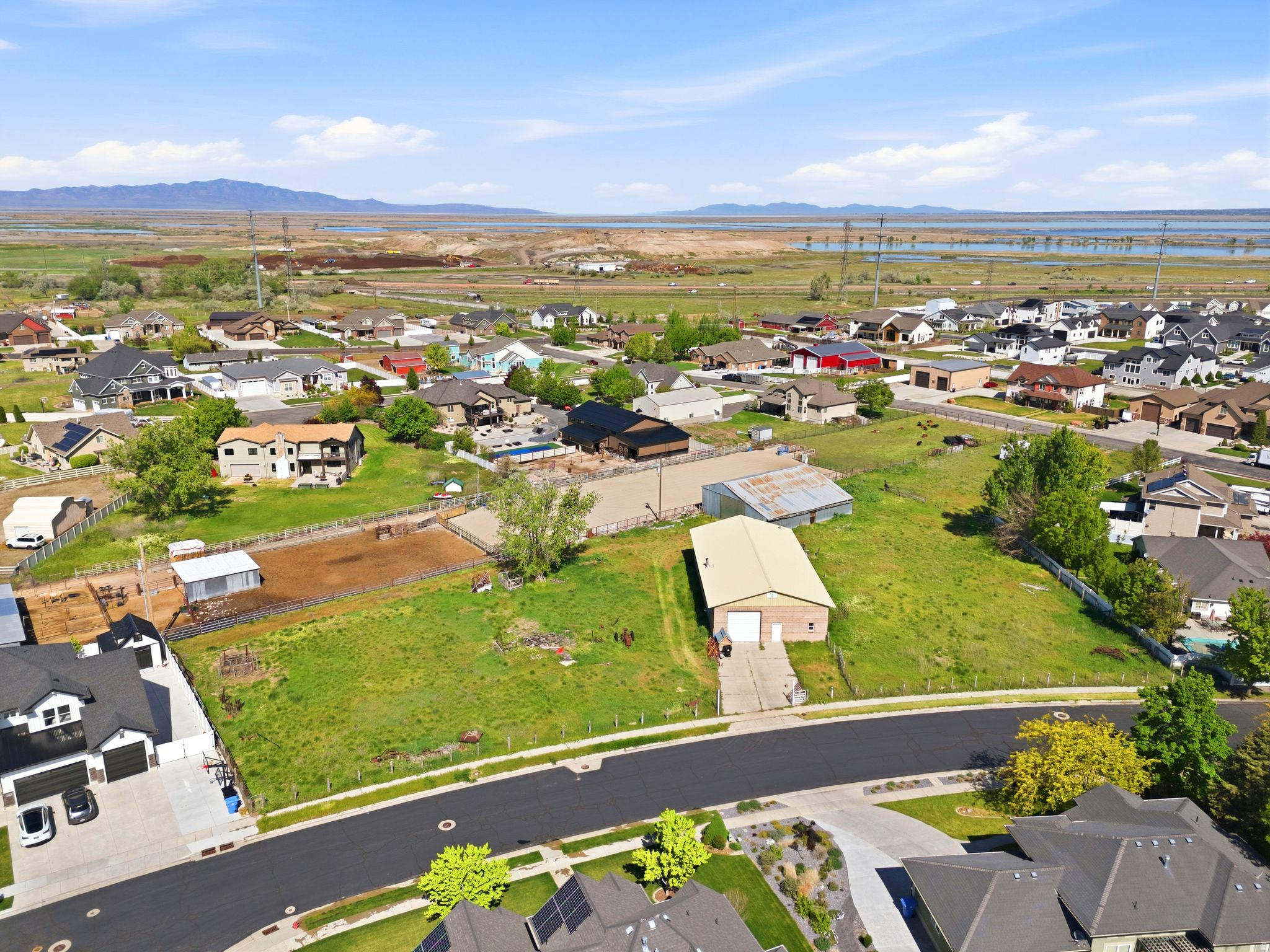 1685 N OLSEN WAY, West Bountiful, UT 84087 — photo 1