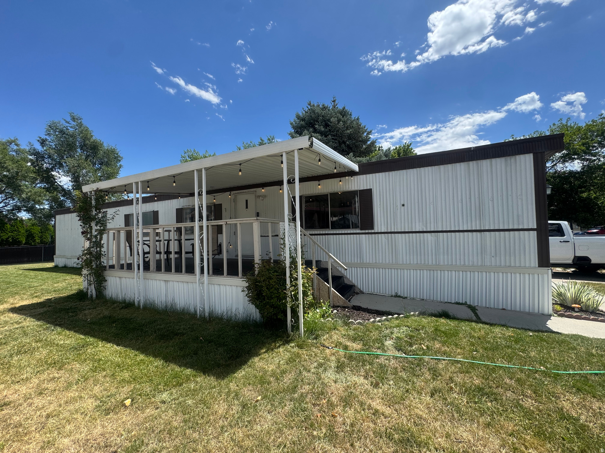 818 W MOUNT TUSCARORA DR. #392, Taylorsville, UT 84123 — photo 1