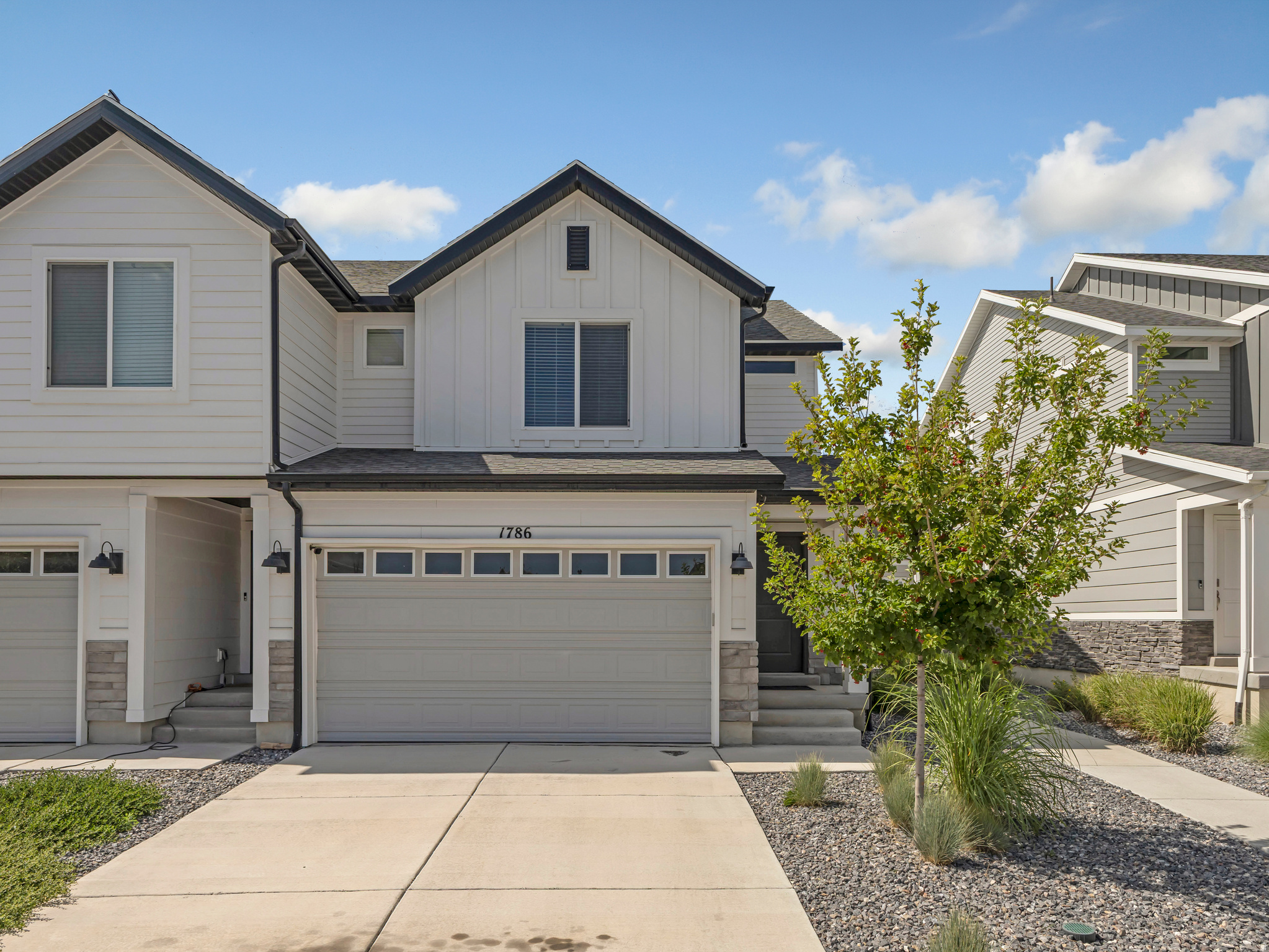 1786 E EAGLE VIEW LN, Eagle Mountain, UT 84005 — photo 1