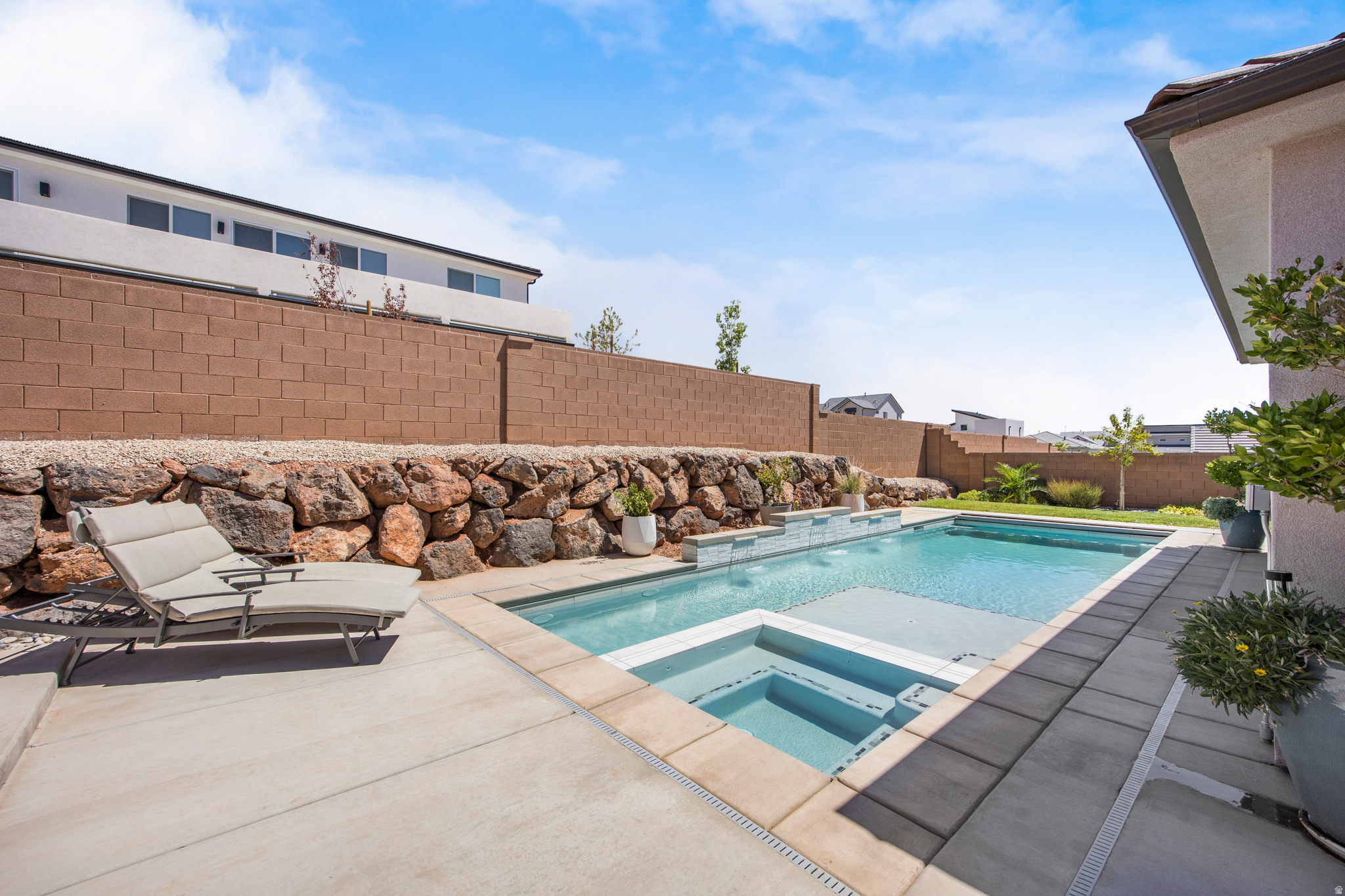 2891 E CHAPMAN CIR, Washington, UT 84780 — photo 1