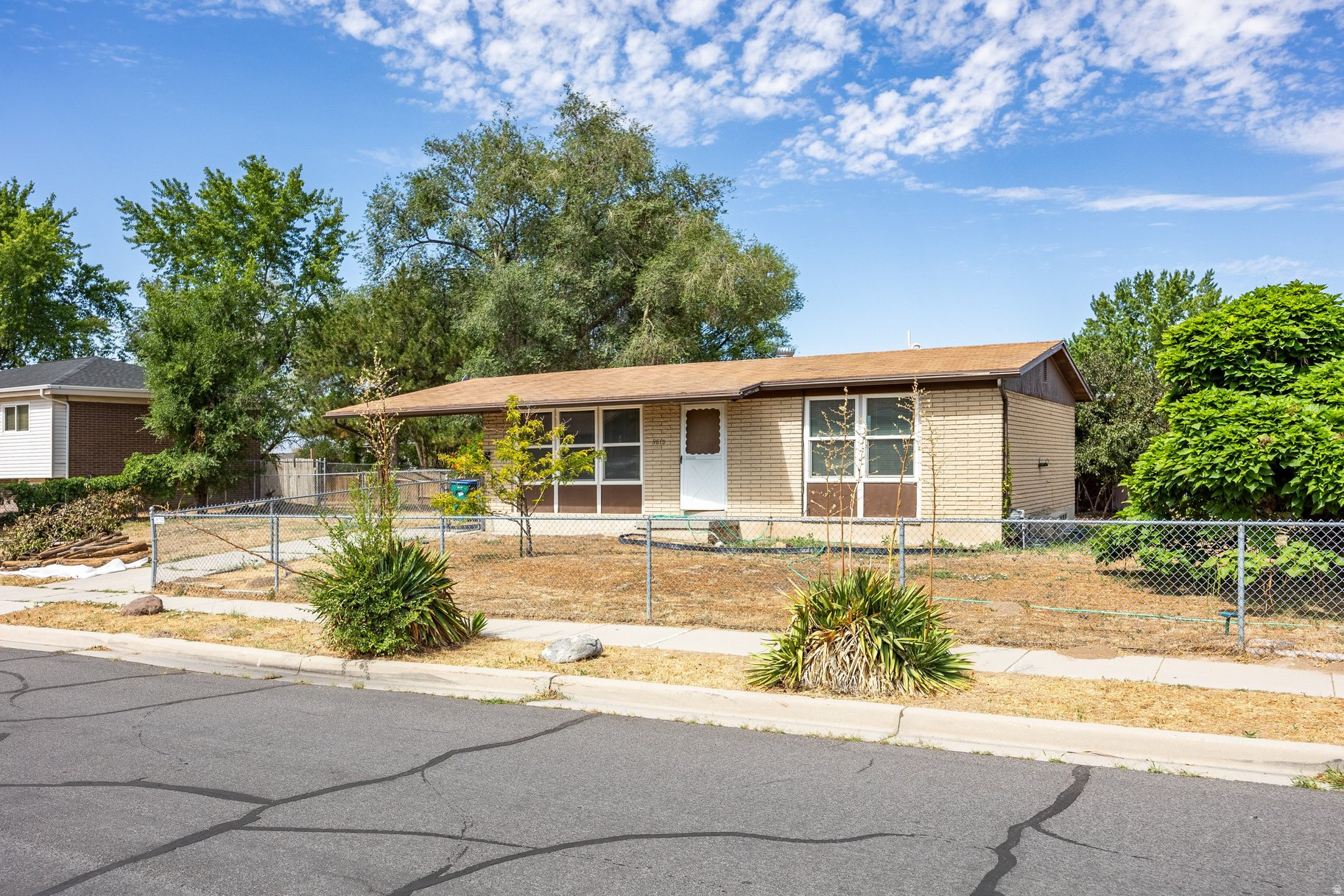 9810 S DARIN DR, Sandy, UT 84070 — photo 1