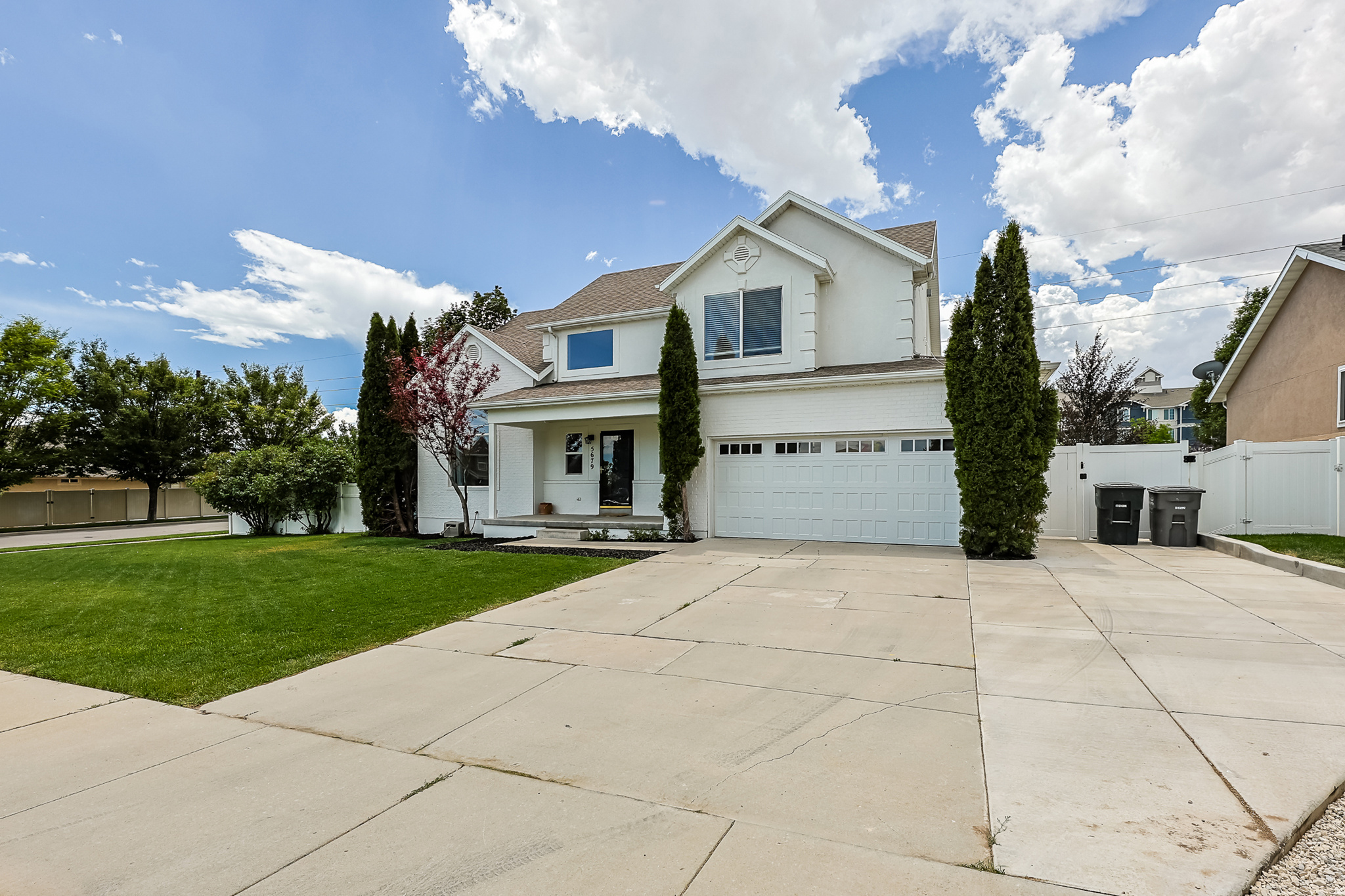 5679 W HILL STONE DR, South Jordan, UT 84095 — photo 1