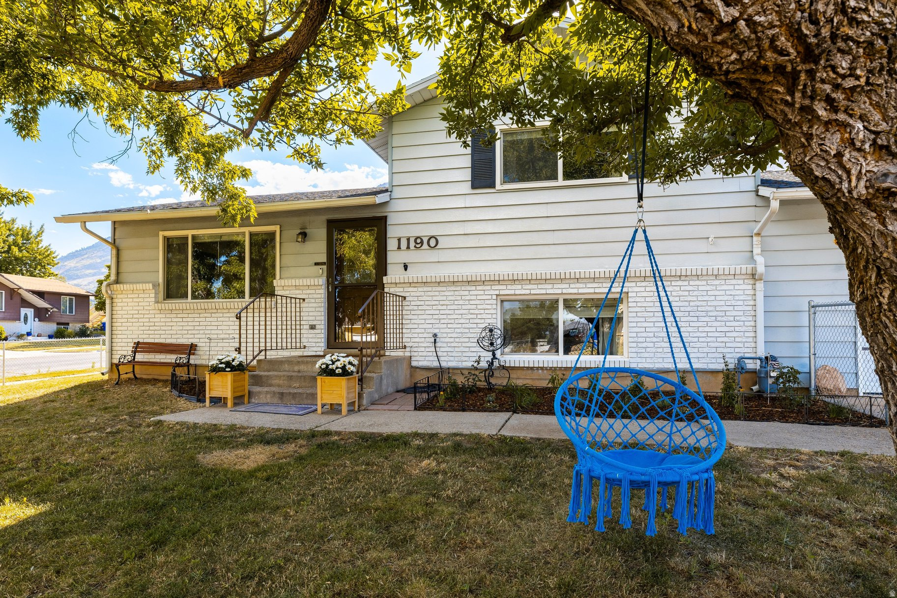 1190 N QUINCY AVE, Ogden, UT 84404 — photo 1