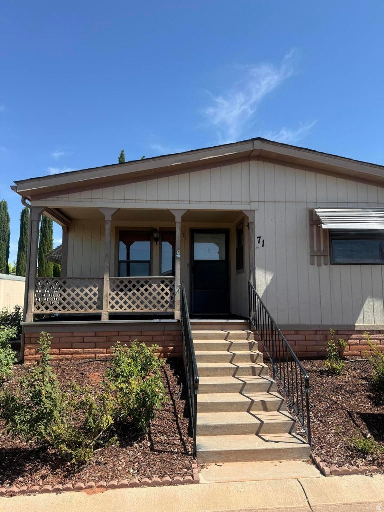 1526 N DIXIE DOWNS RD #71, St. George, UT 84770 — photo 1