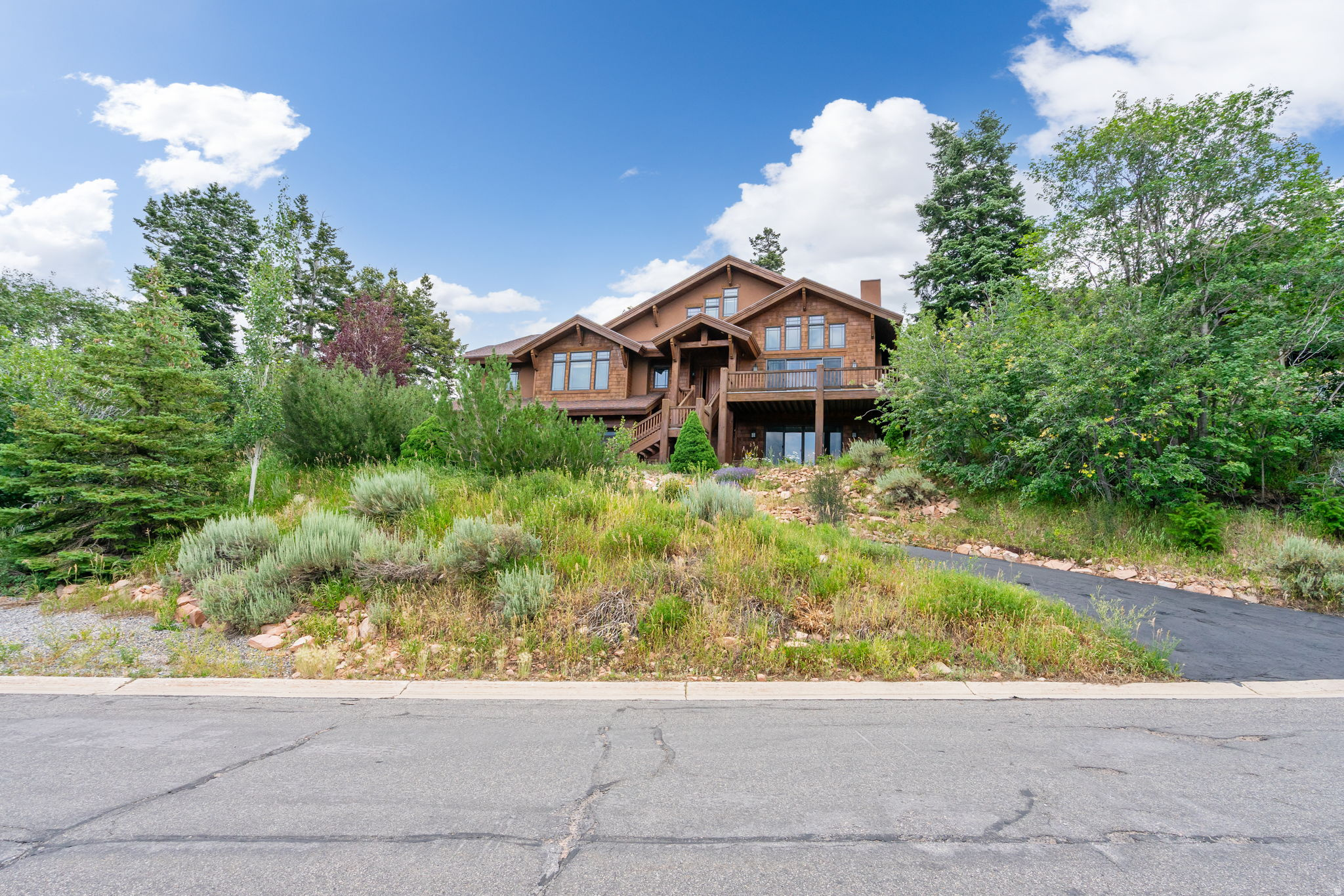 7352  PINE RIDGE DR, Park City, UT 84098 — photo 1