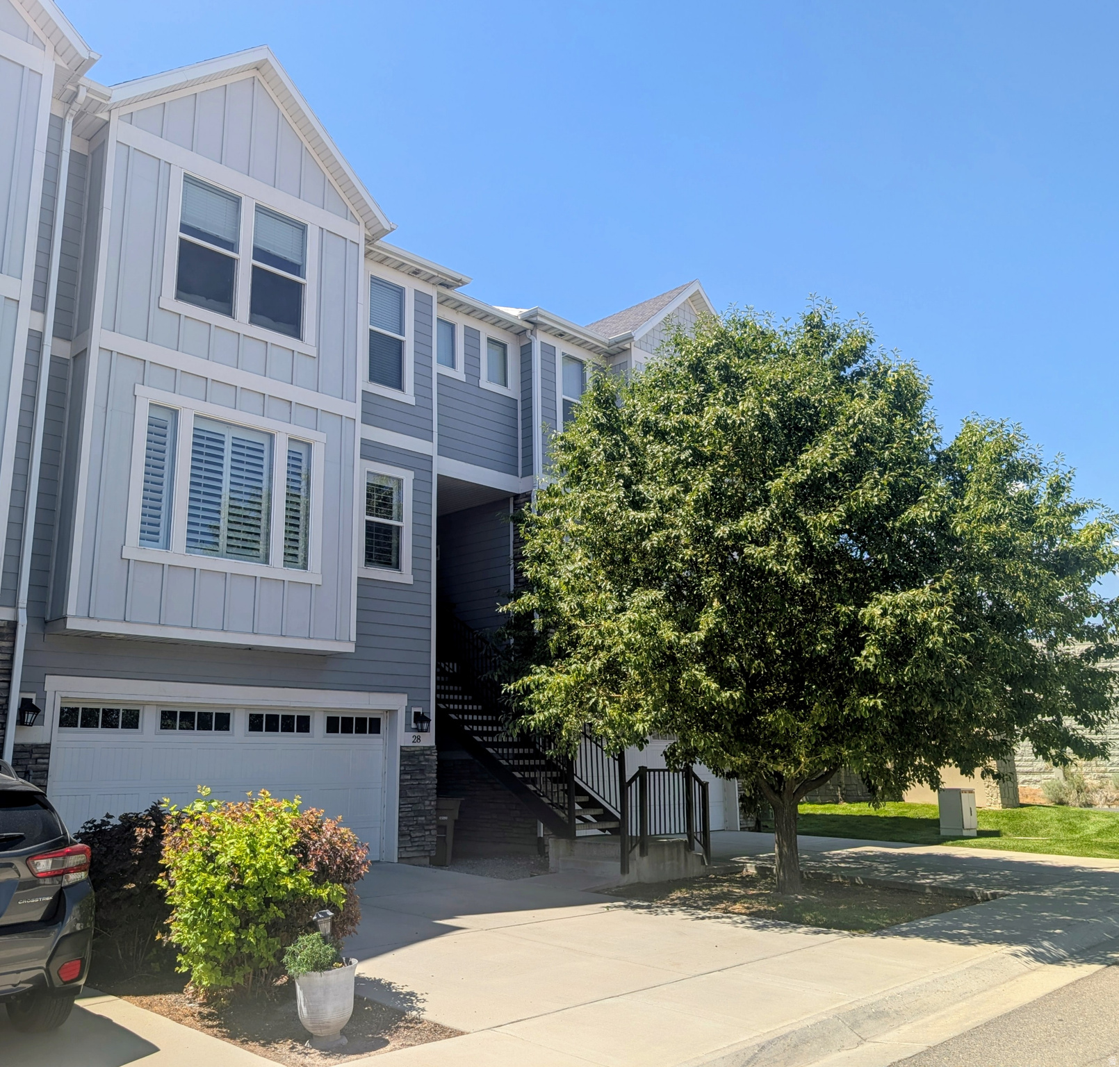 28 E YELLOW CLIFF DR, Draper, UT 84020 — photo 1