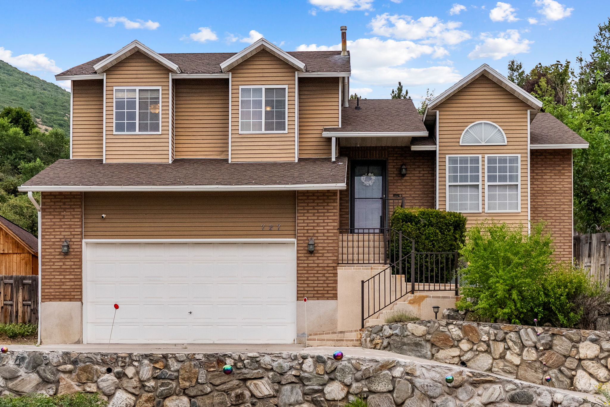 727 S 400 E, Farmington, UT 84025 — photo 1