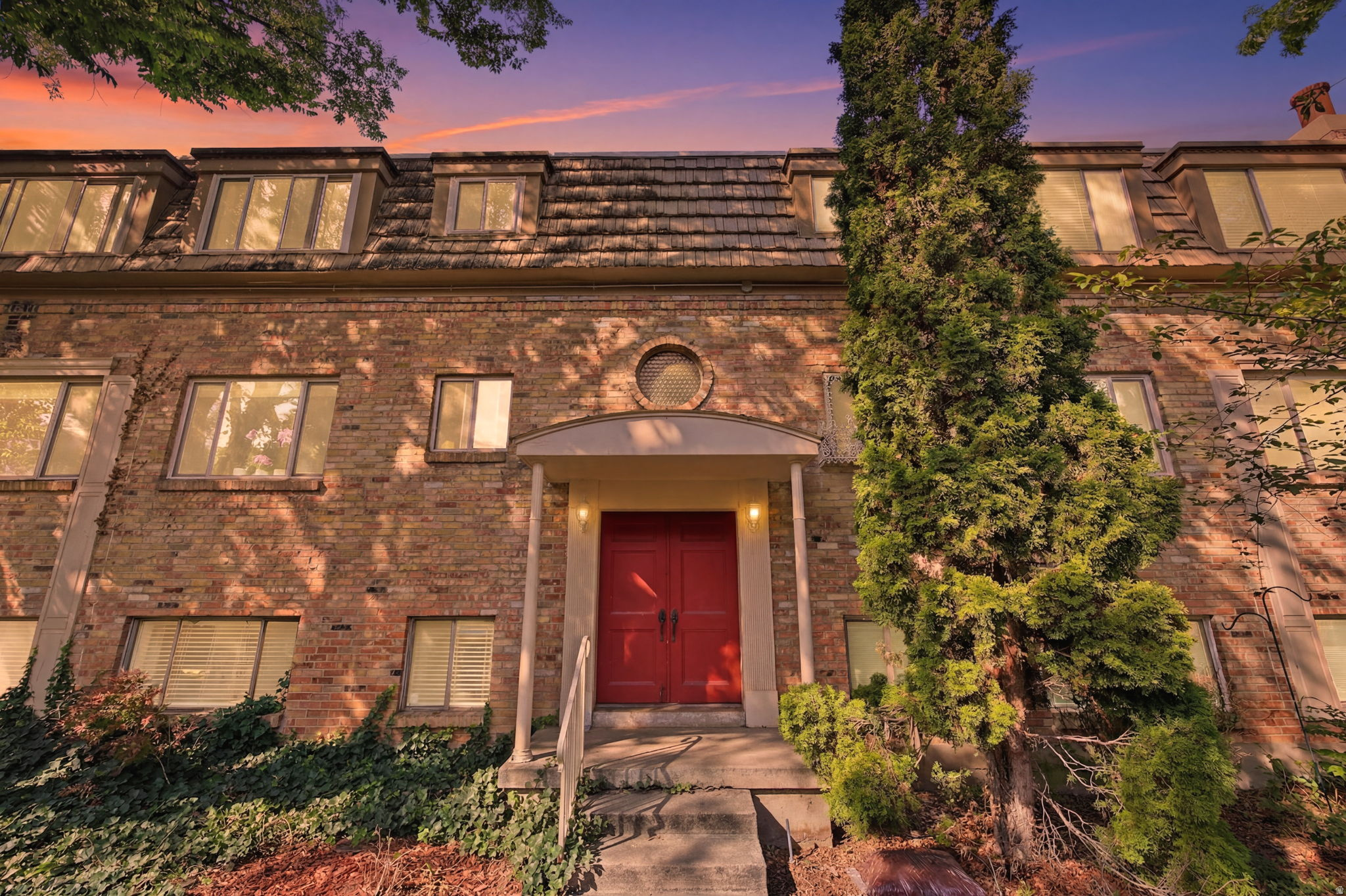 2220 E MURRAY HOLLADAY RD #110, Holladay, UT 84117 — photo 1