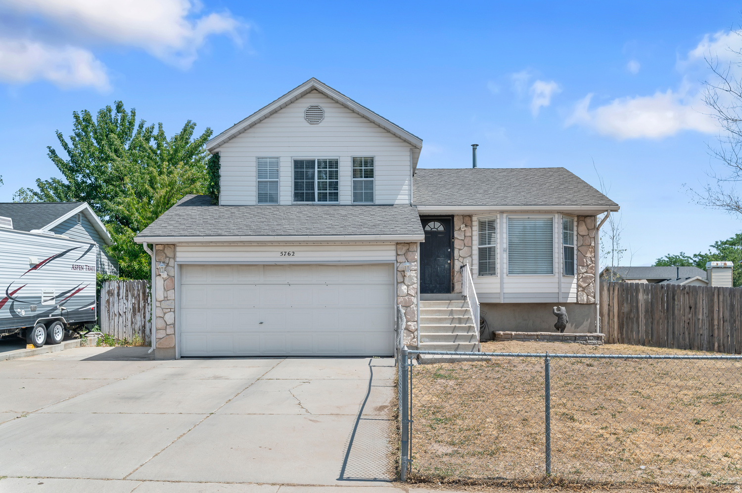5762 W CHAMBRE DR, Salt Lake City, UT 84118 — photo 1