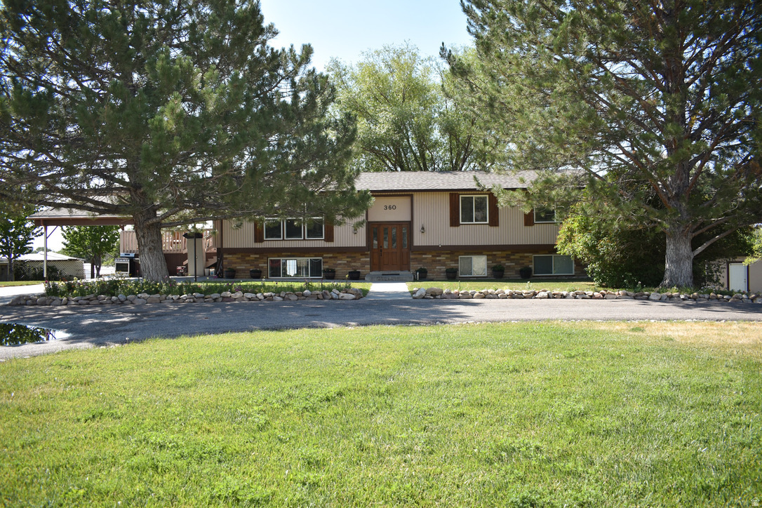 360 N STATE ST, Ferron, UT 84523 — photo 1