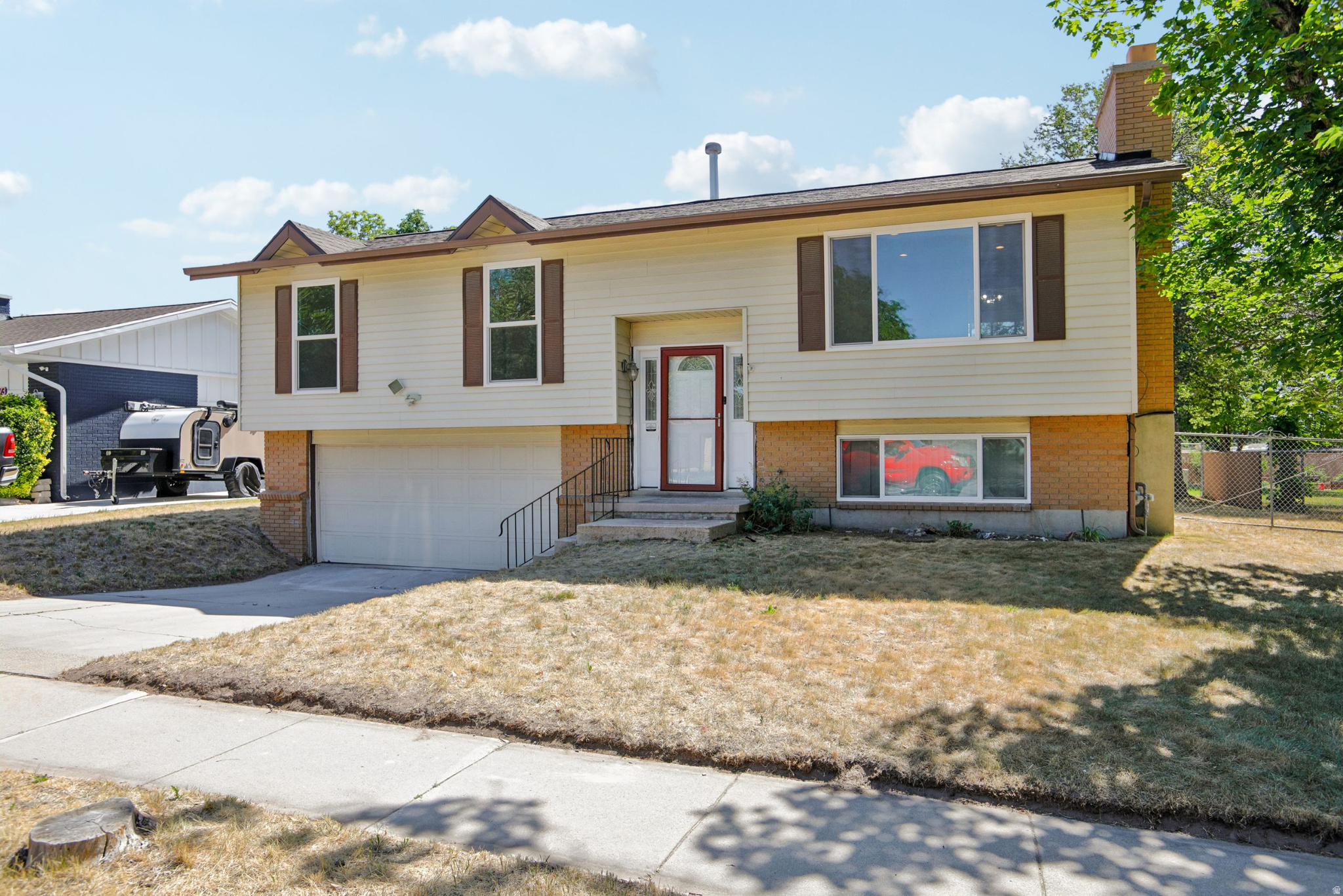 6383 S LAURITZEN DR, Taylorsville, UT 84129 — photo 1